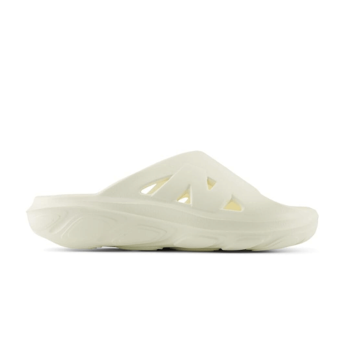 New Balance Fresh Foam RCVRY Slide Angora Parchment