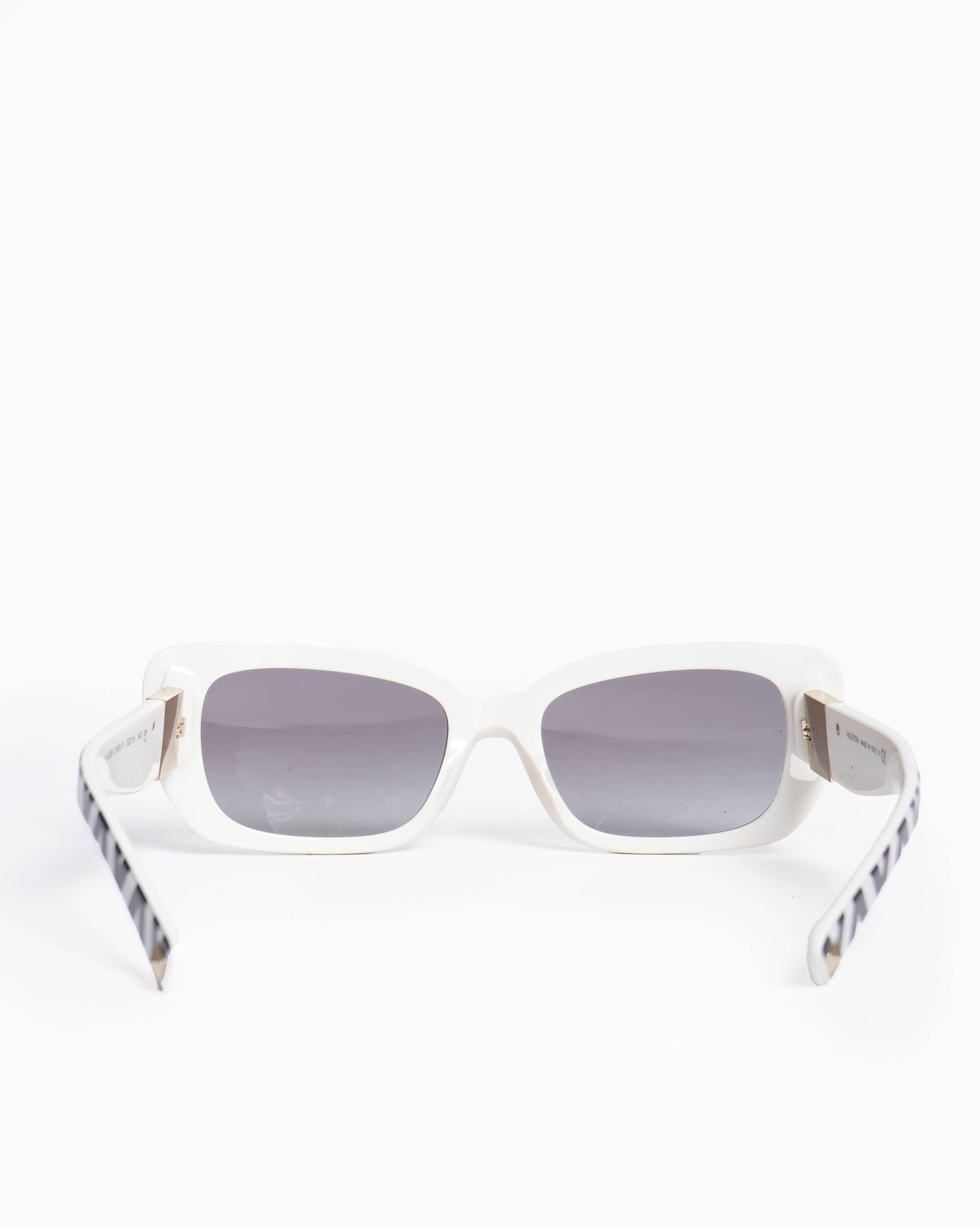 Valentino New Valentino VA4094Monogram Black & White Women's Rectangular Sunglasses
