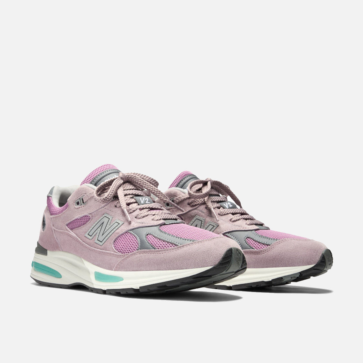 New Balance 991V2 MADE IN UK SMOKED PEARL