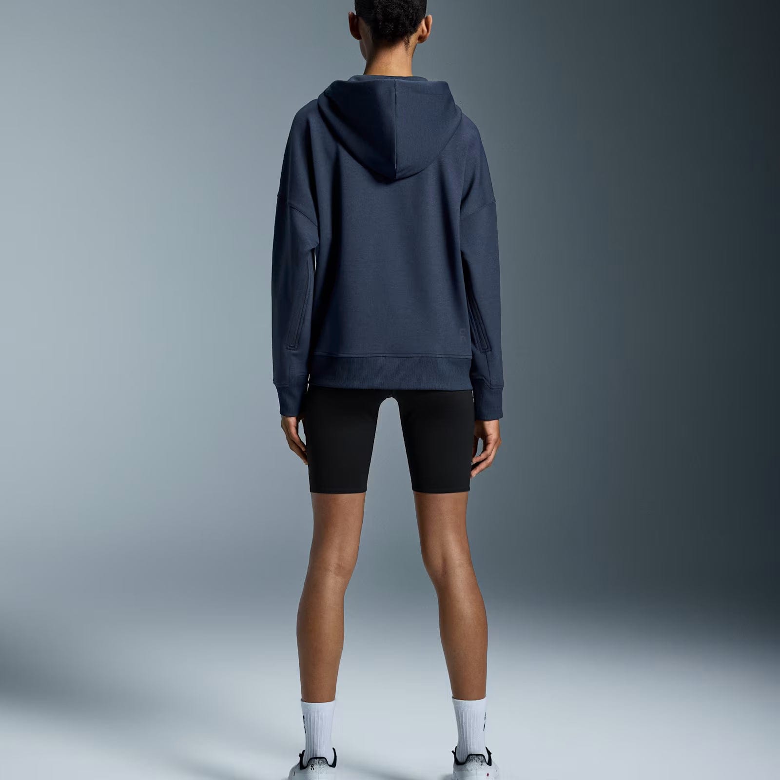 On Running On Hoodie Midnight (Women'S)