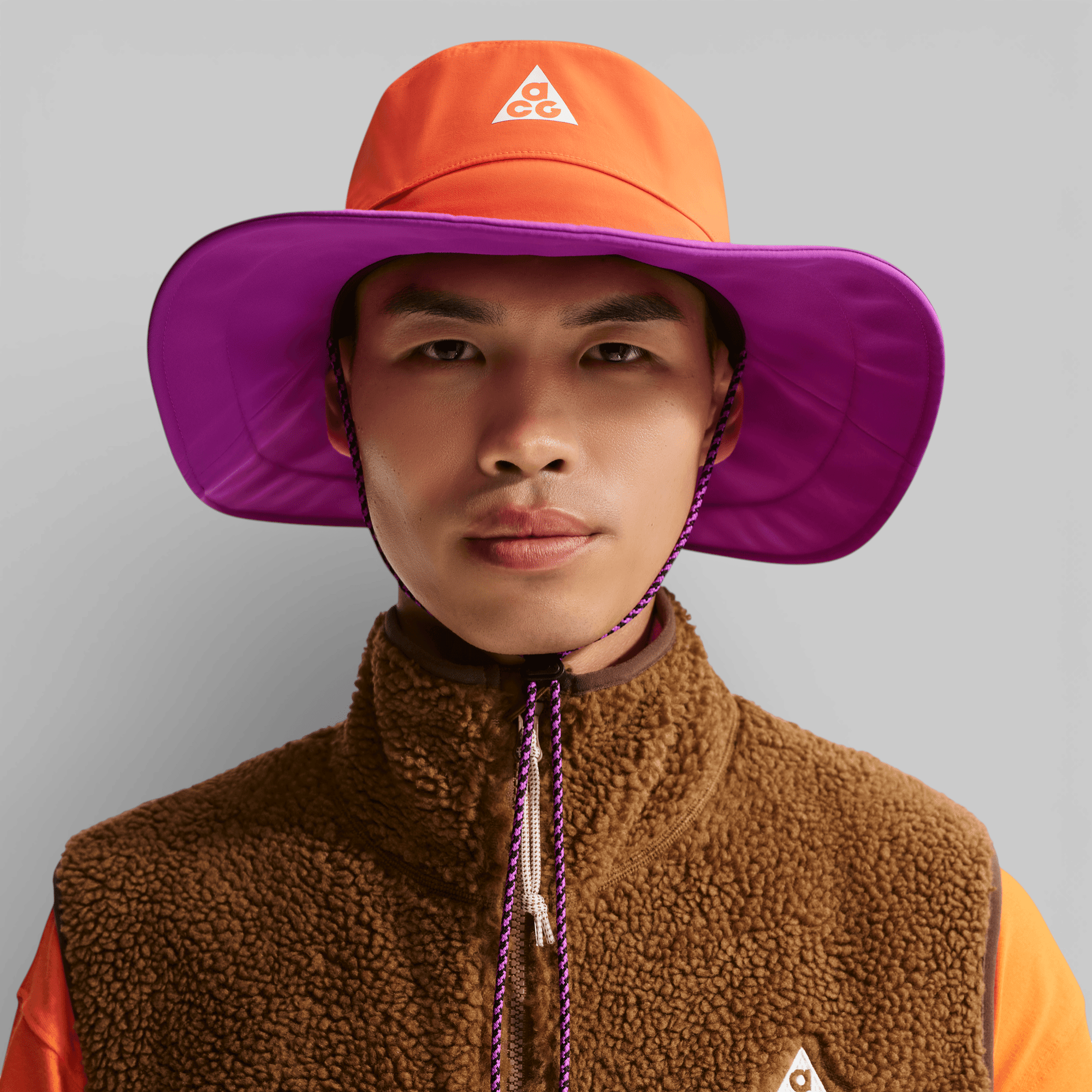 Nike ACG Apex Bucket Hat - Safety Orange/Vivid Purple