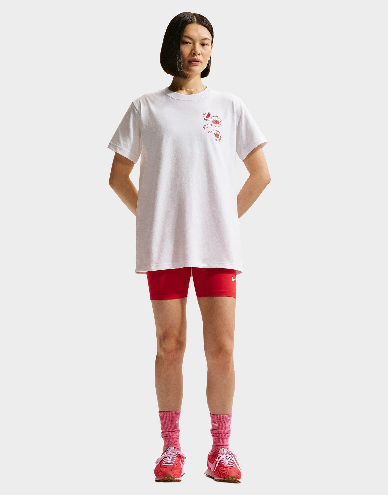 Nike Classic Graphic T - Shirt