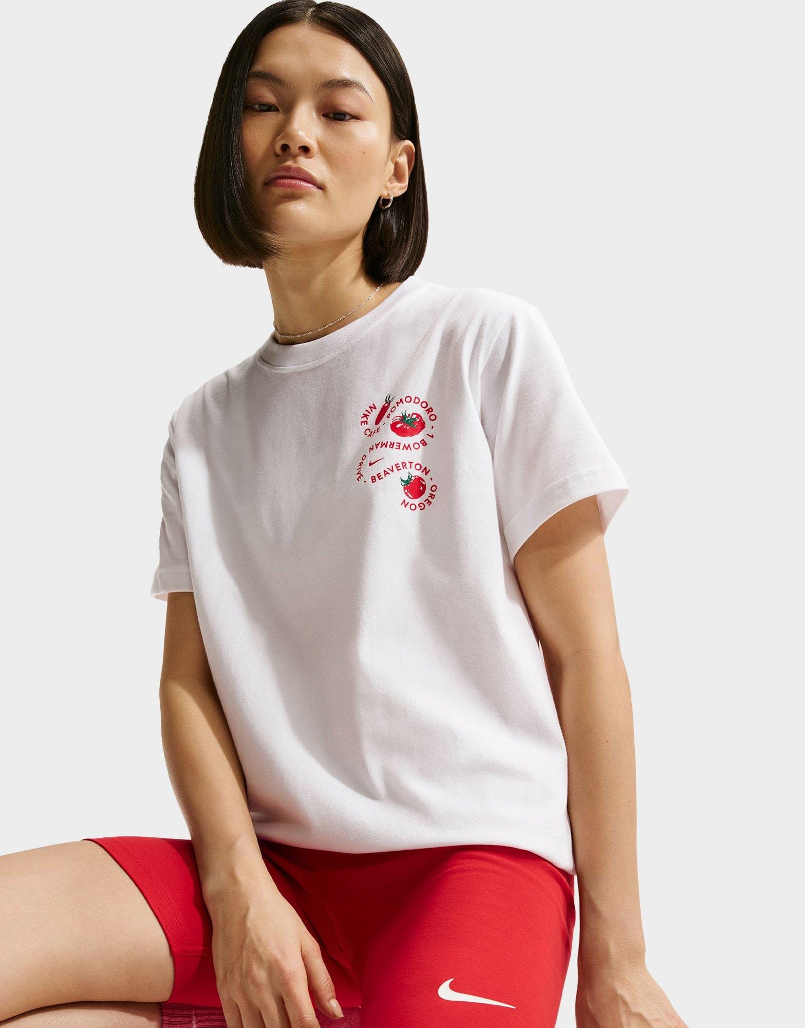Nike Classic Graphic T - Shirt