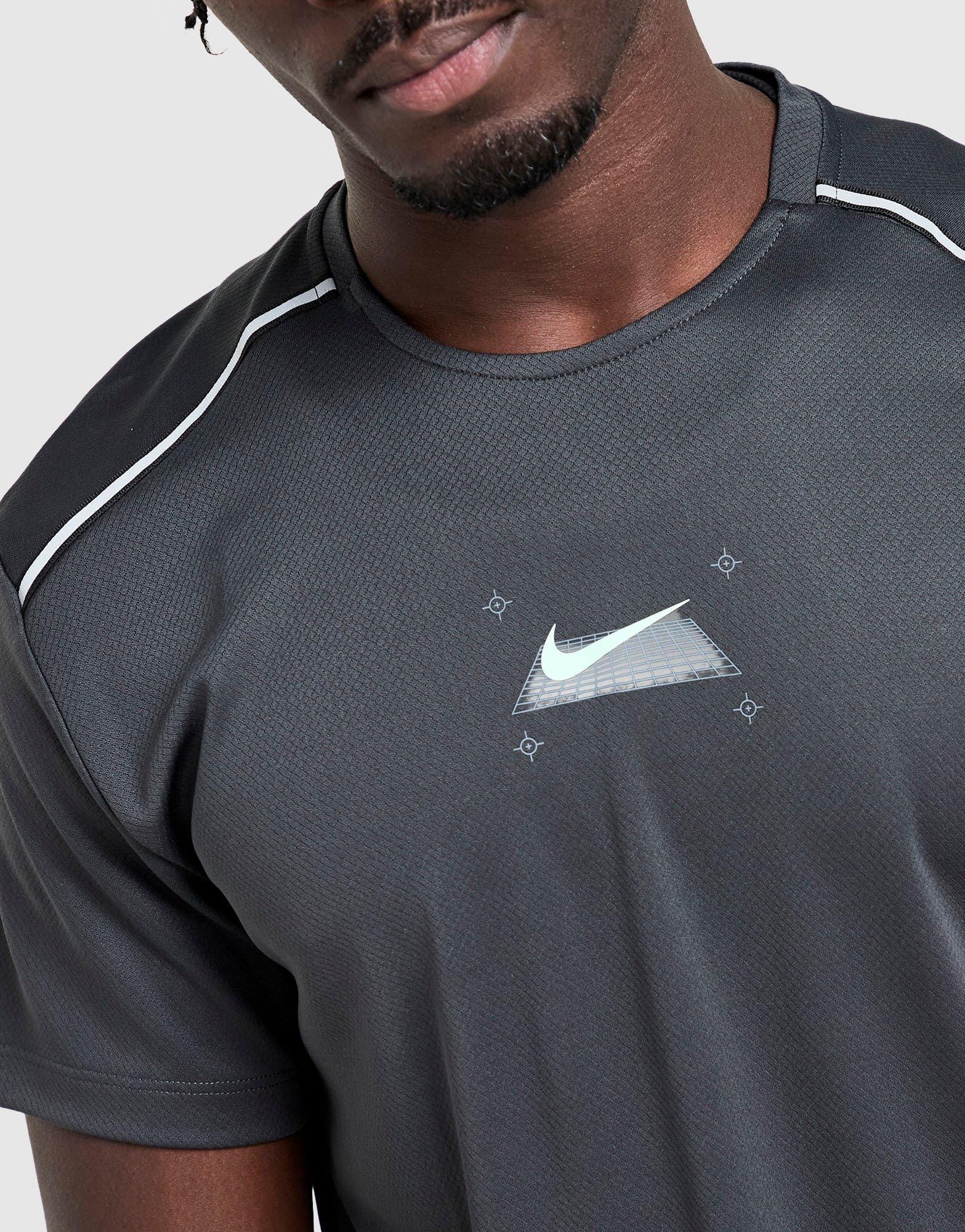 Nike Grid T - Shirt
