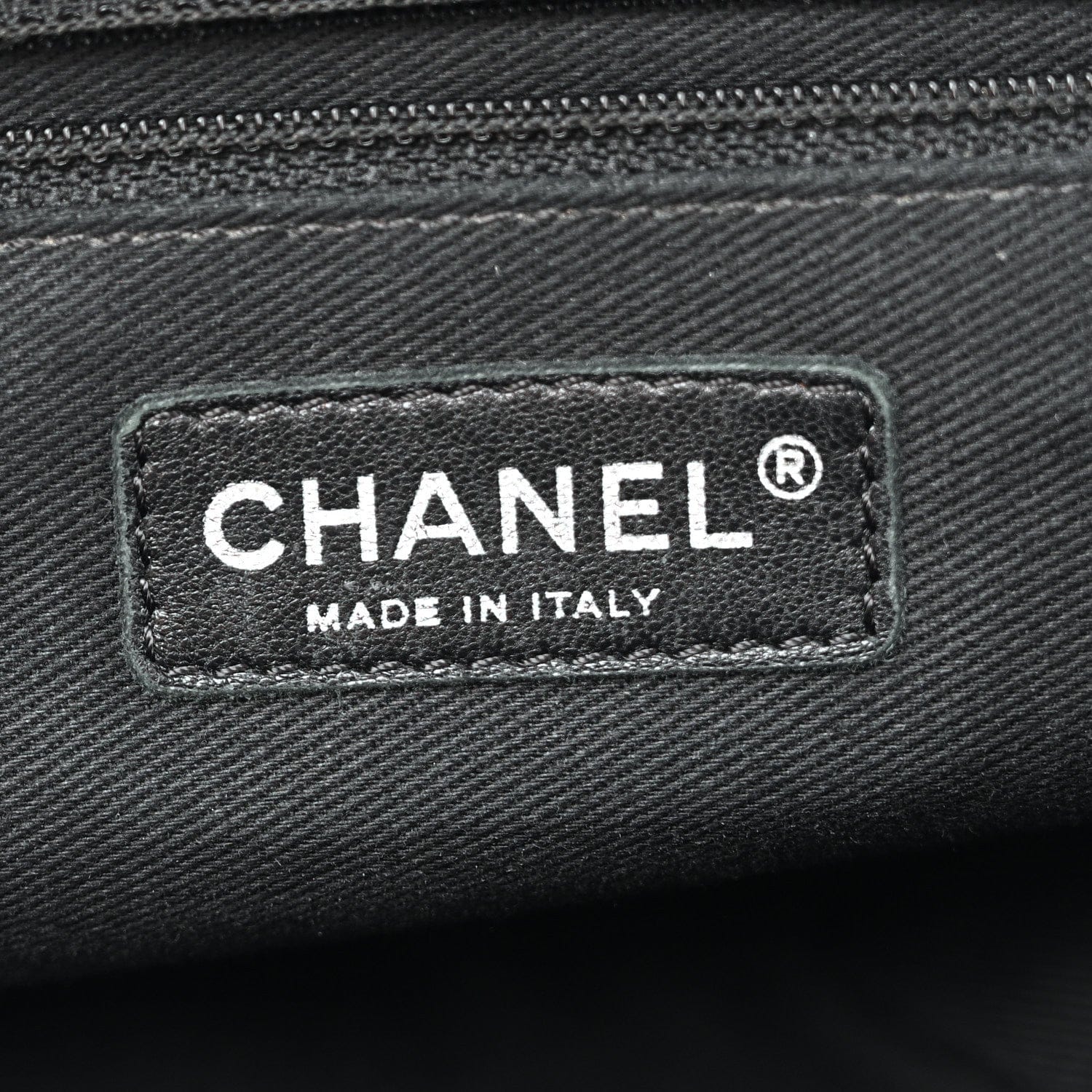 Chanel Iridescent Caviar Quilted Jumbo Easy Flap Silver