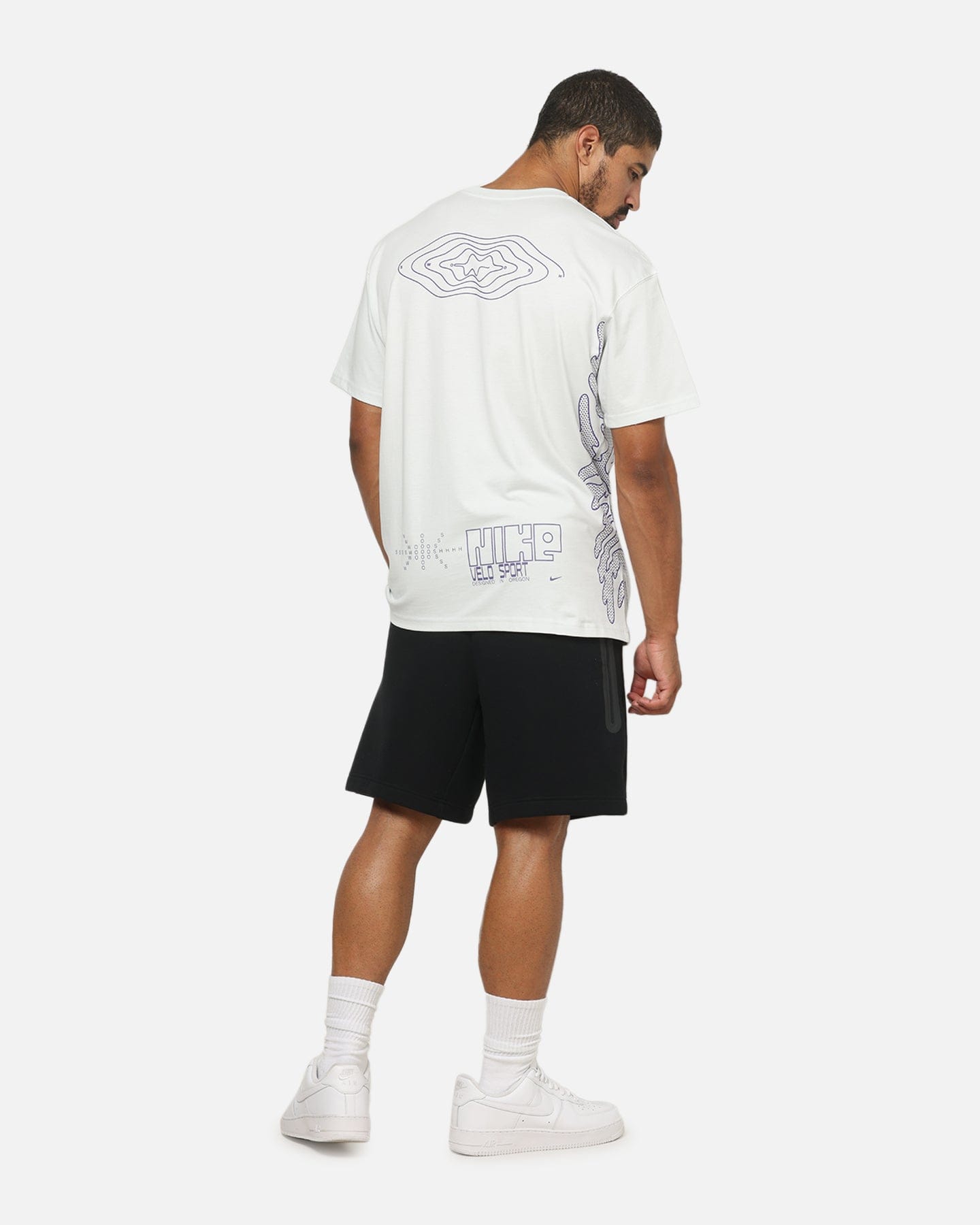 Nike Sportswear Reflective Cycle T - Shirt White