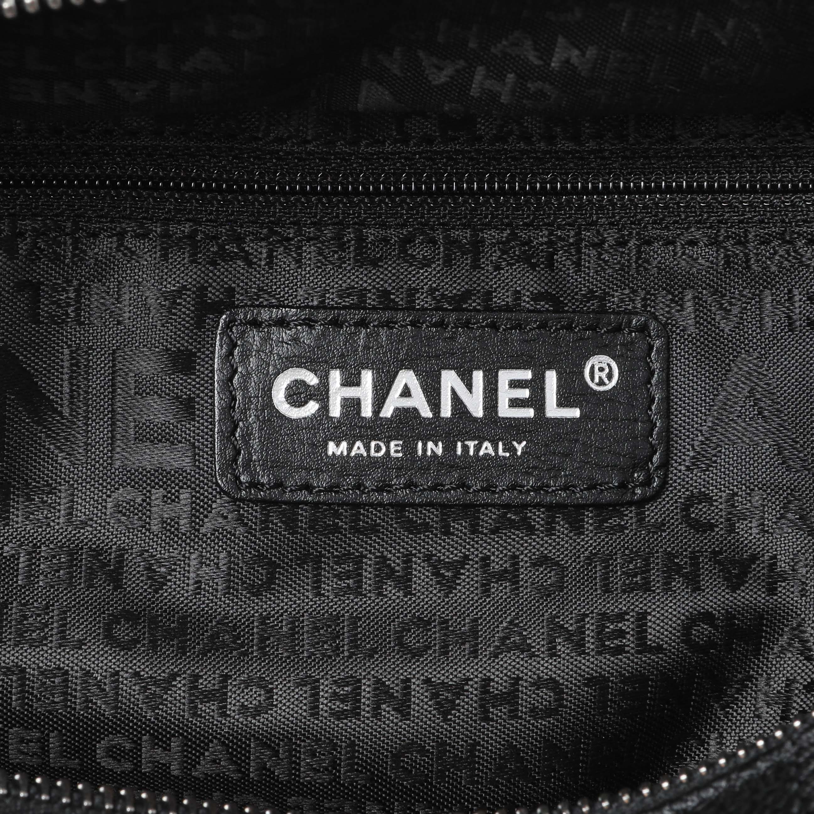 Chanel Vintage Black Caviar Square Quilted Stitched Bowler Bag