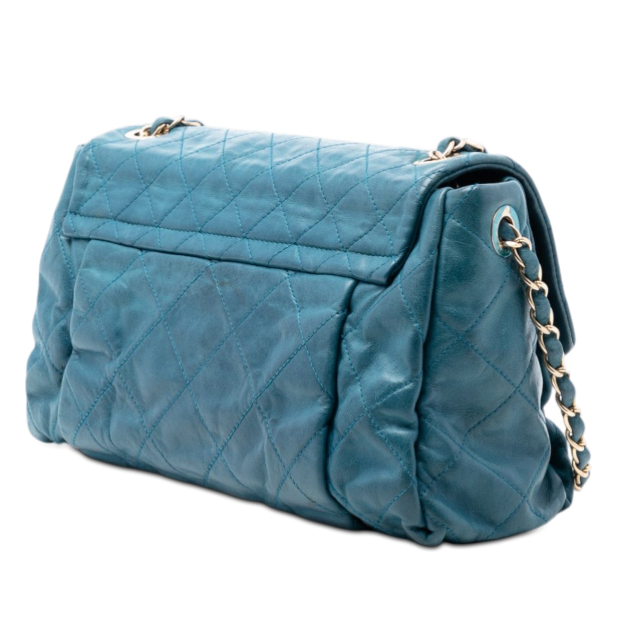 Chanel Large Quilted Iridescent Calfskin Chic Quilt Flap
