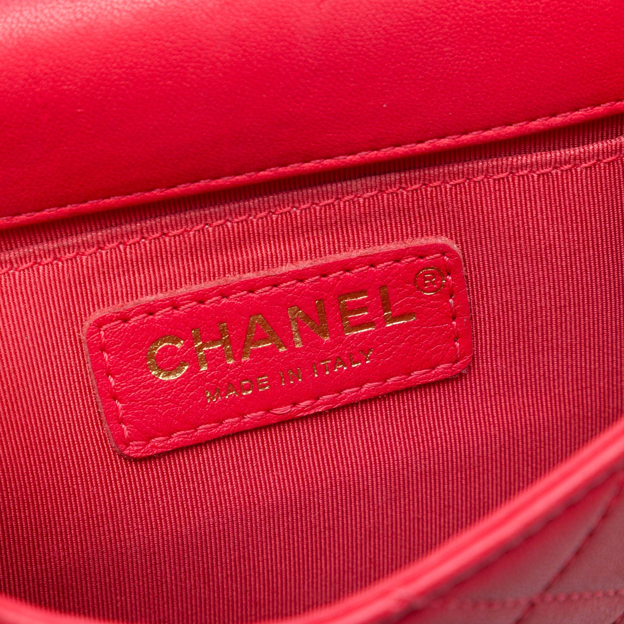 Chanel Small Quilted Lambskin Chic Pearls Flap