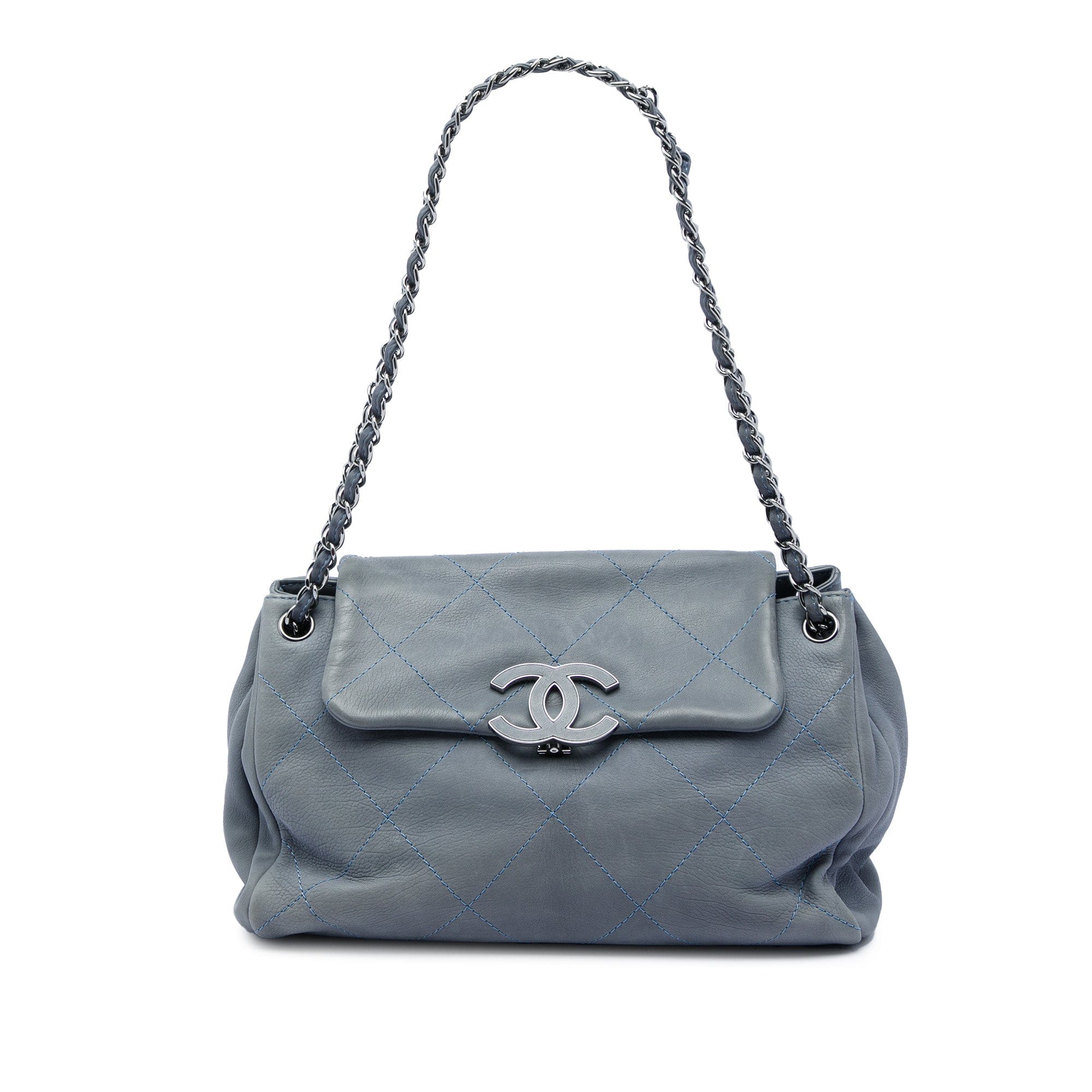 Chanel Quilted Calfskin Hamptons Accordion Flap