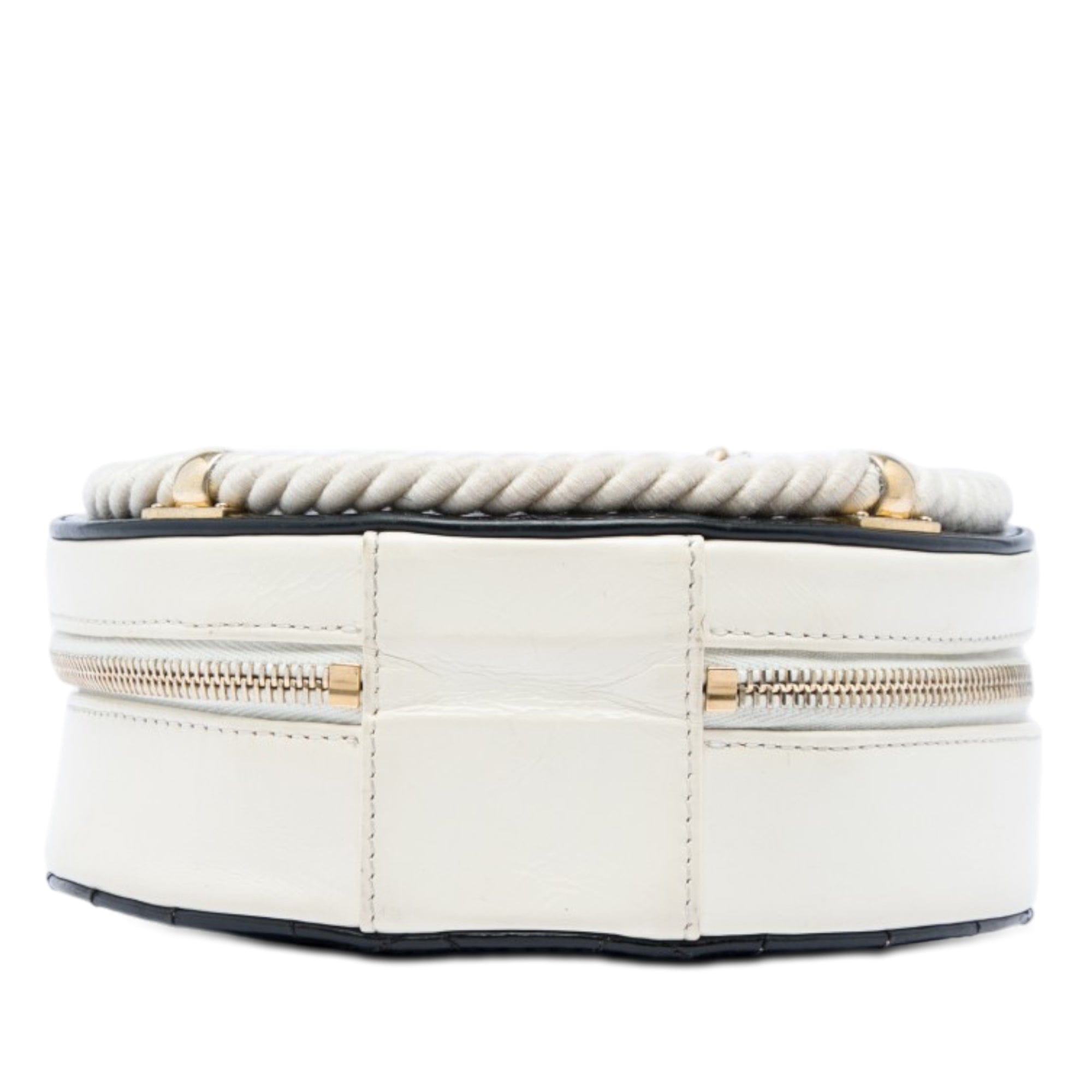 Chanel Crumpled Calfskin En Vogue Round Bag