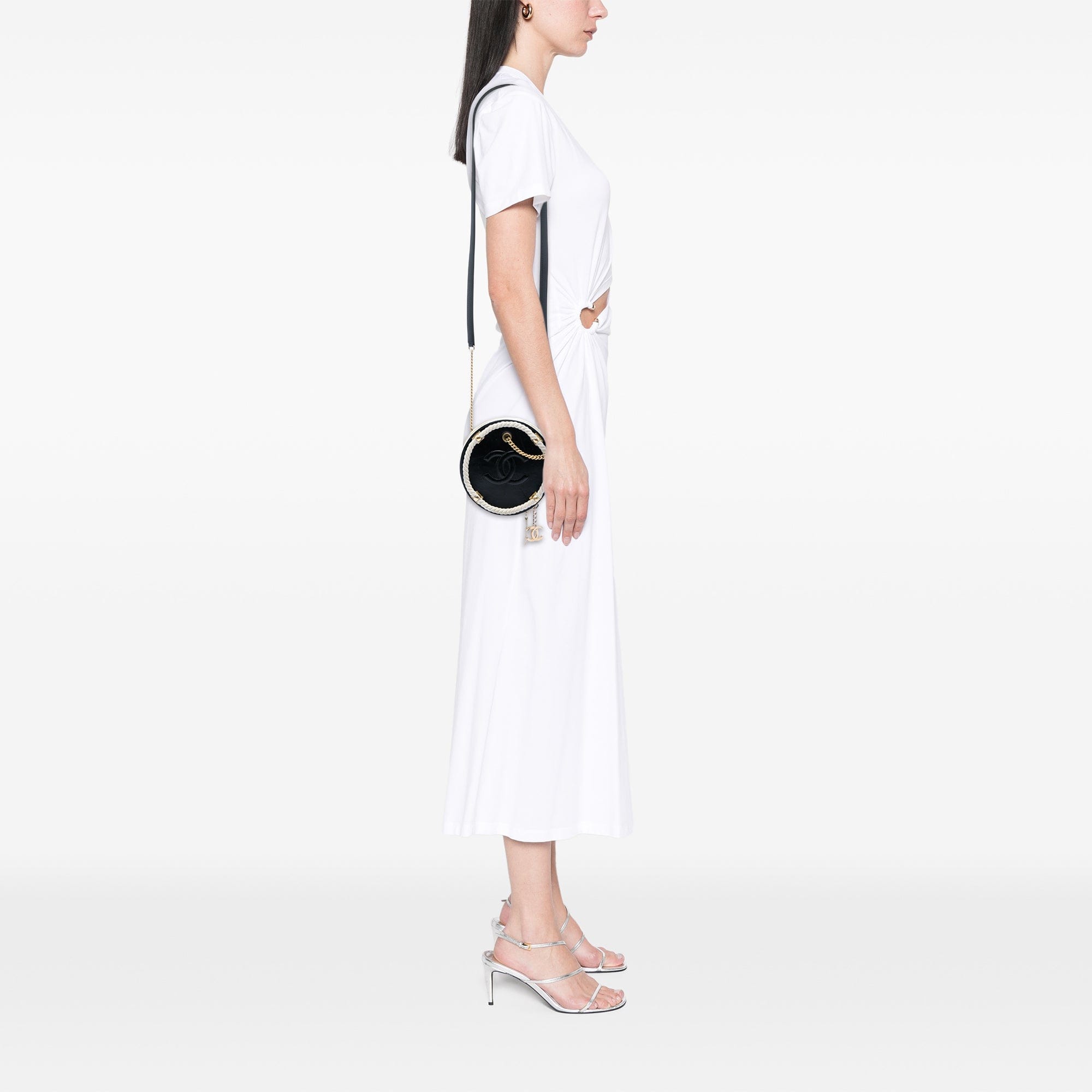 Chanel Crumpled Calfskin En Vogue Round Bag
