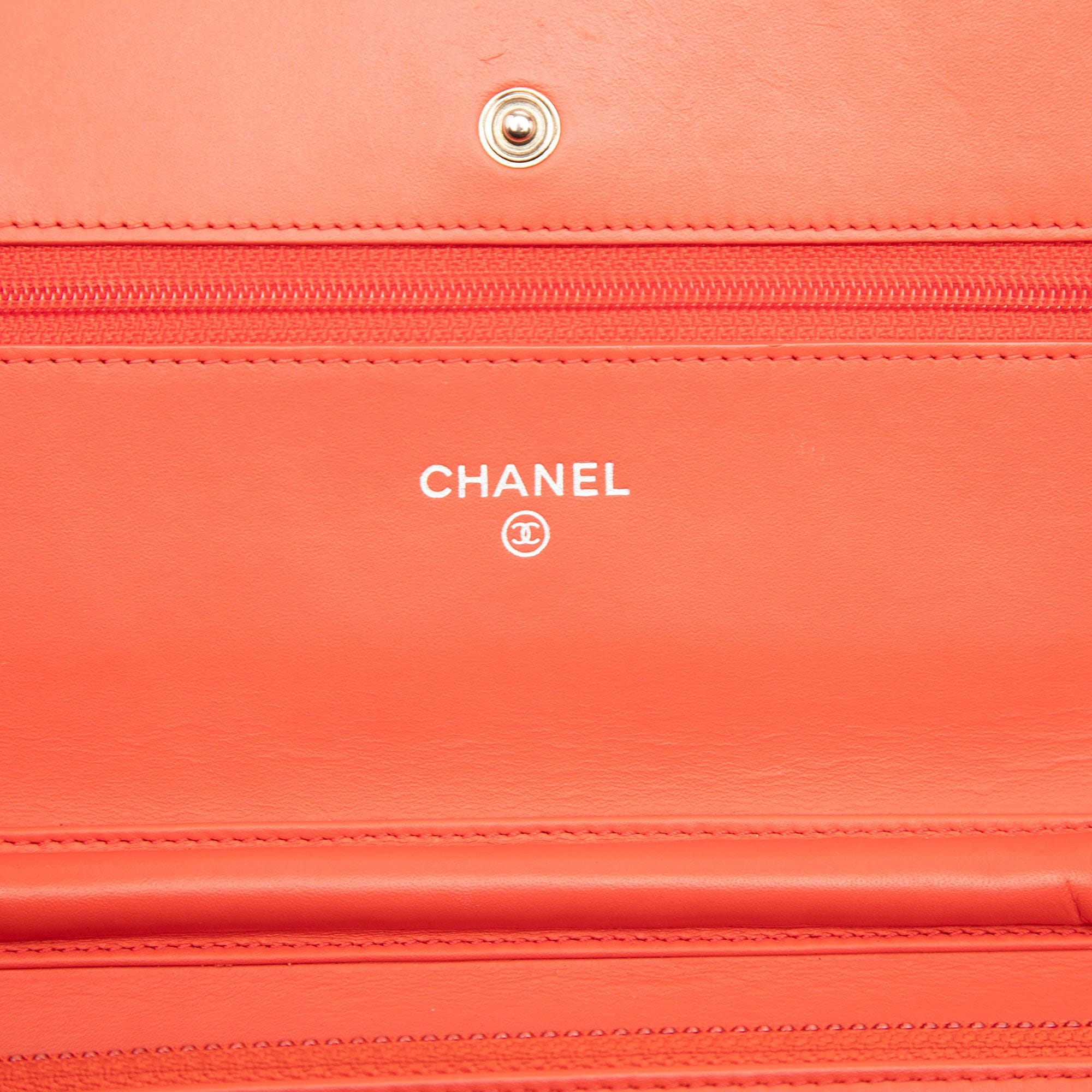 Chanel CC Patent Wallet on Chain