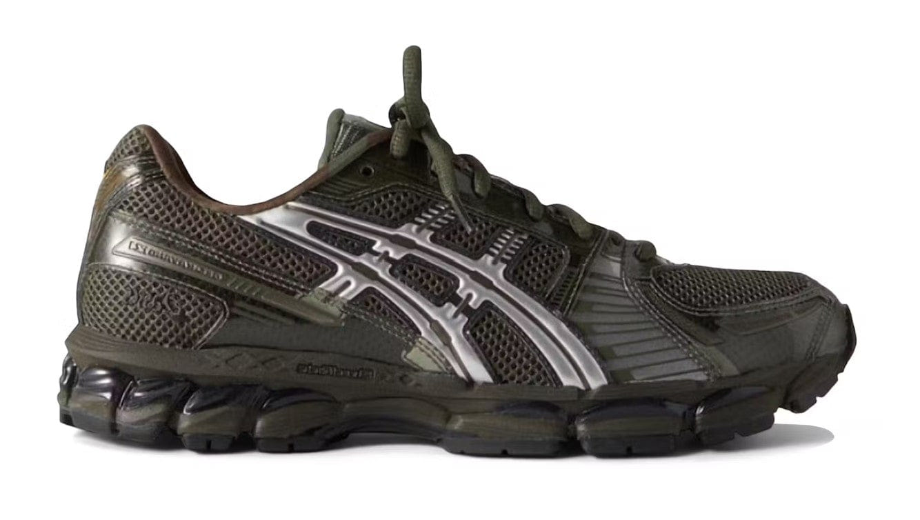 ASICS Gel - Kayano 12.1 Kith Marvel vs. Capcom Guile (Comic Not Included)