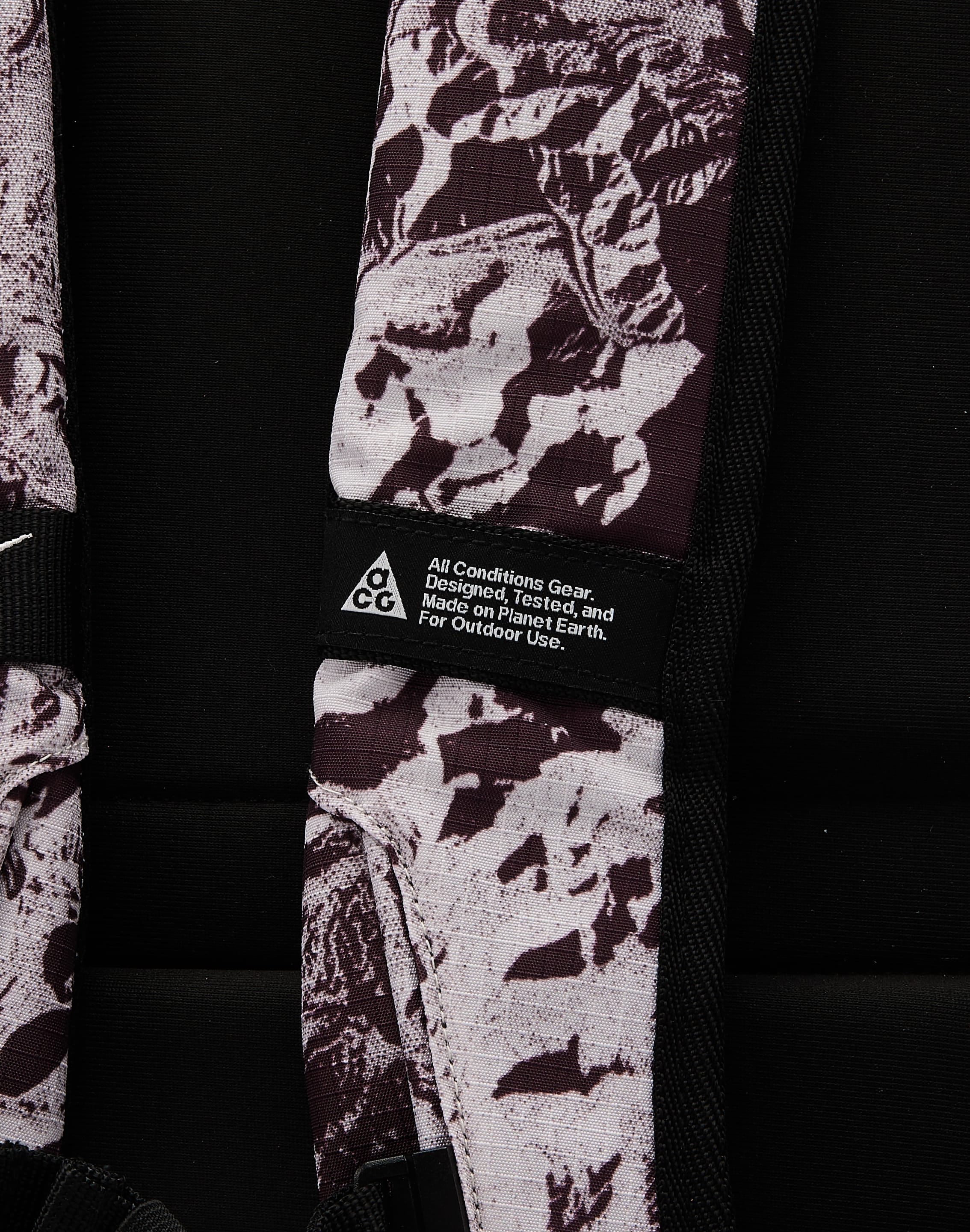Nike ACG Explore Backpack