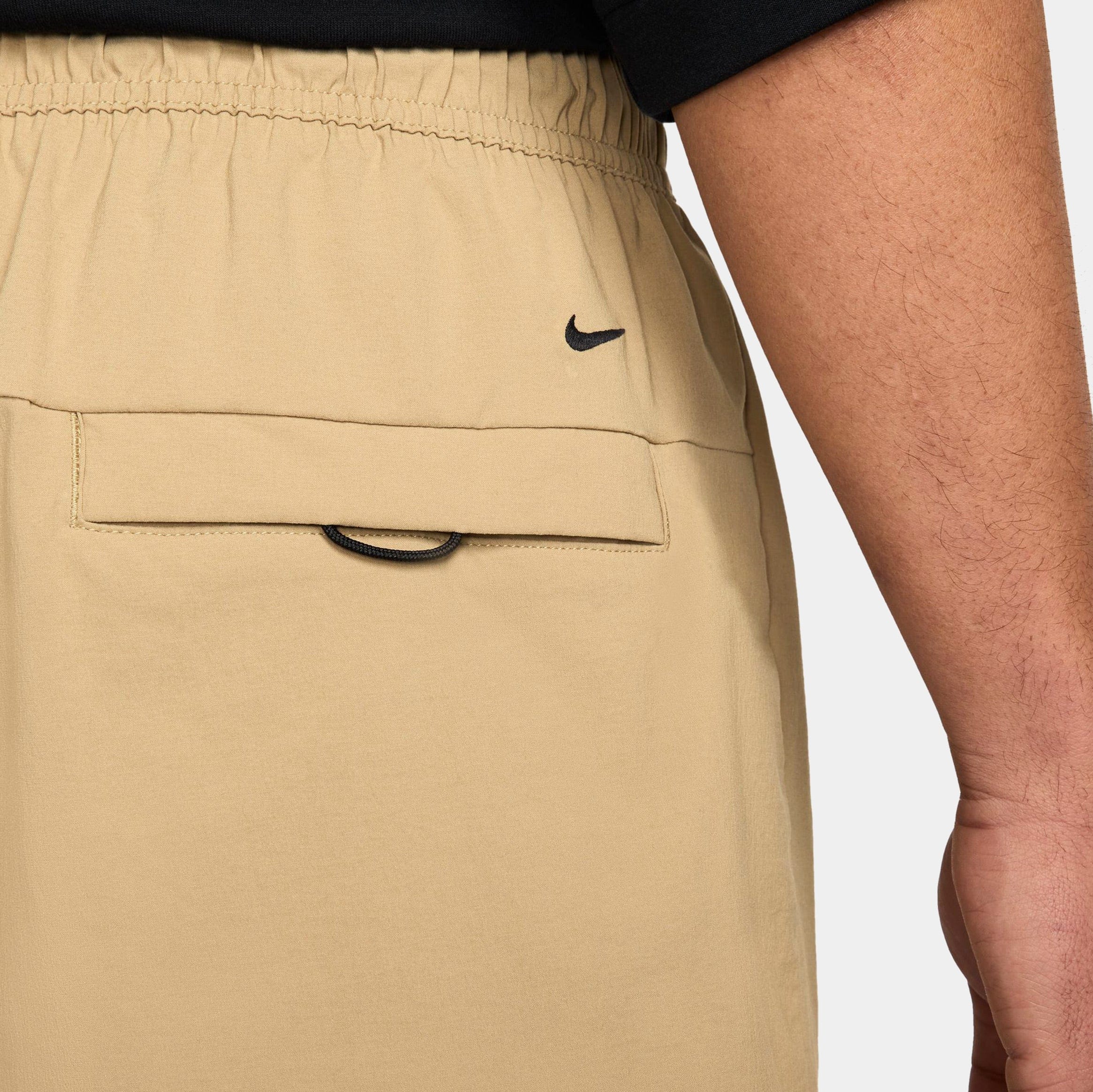 Nike Tech Woven Mens Shorts (Parachute Beige/Black)