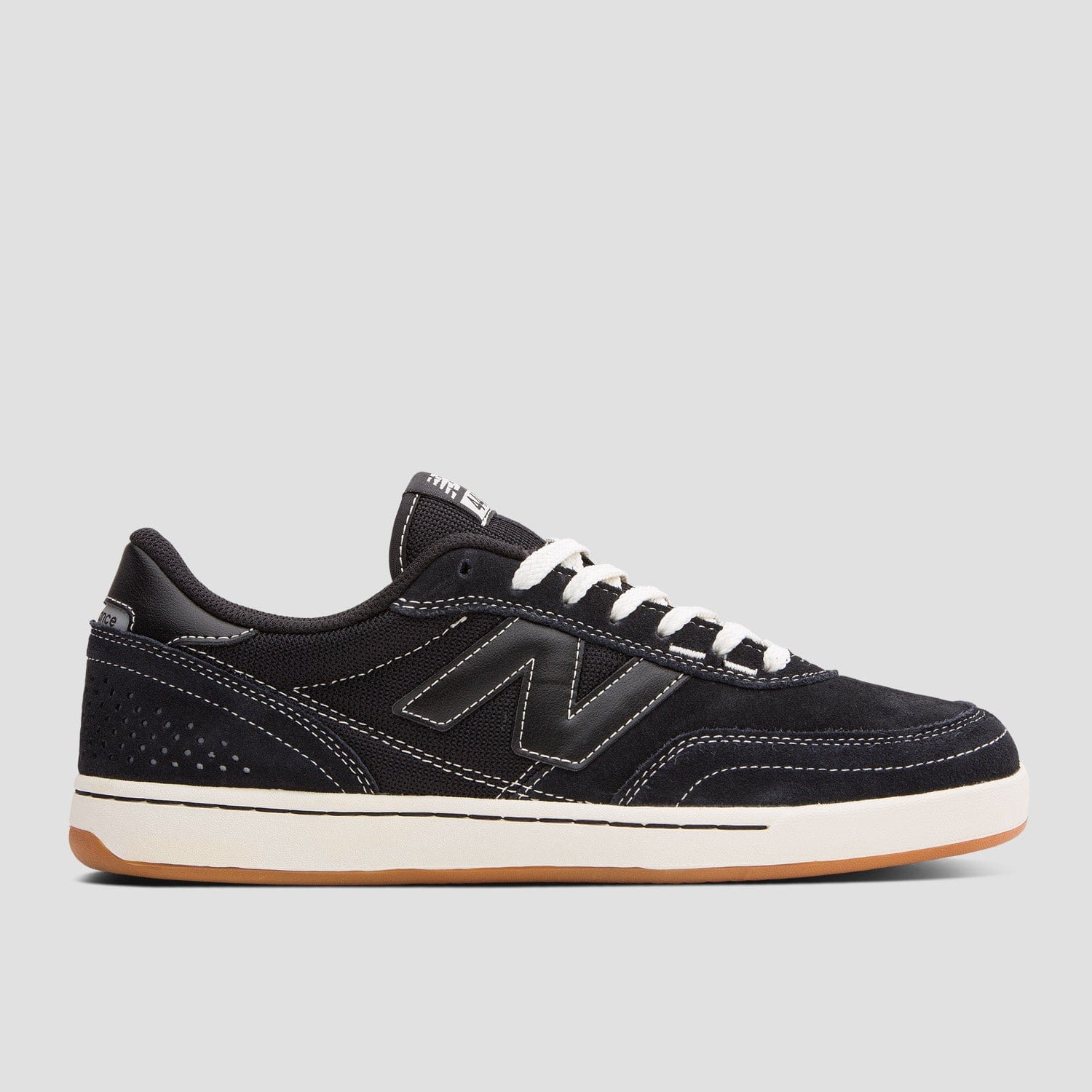 New Balance Numeric 440 V2 Skate Shoes Black / Sea Salt