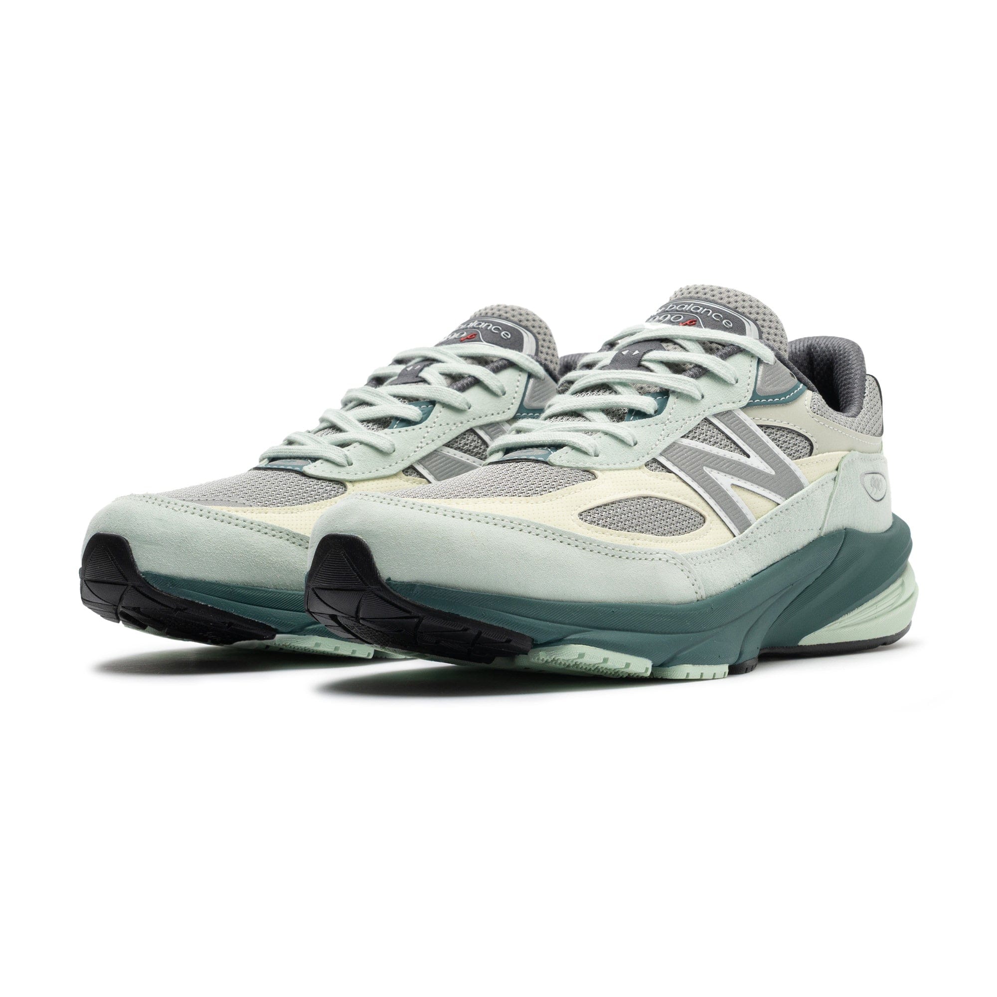 New Balance U990GT6