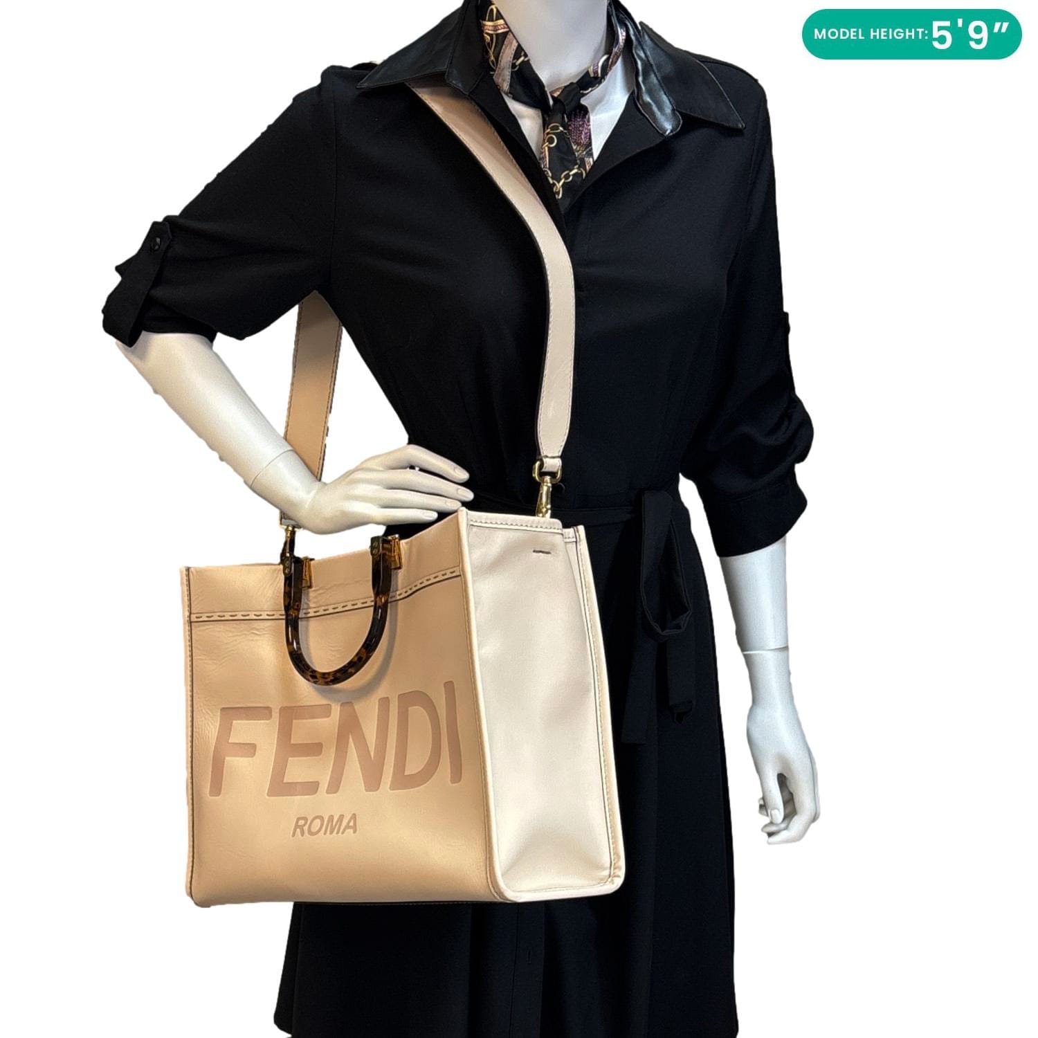 FENDI Sunshine Medium Leather Shopper Tote Bag Nude