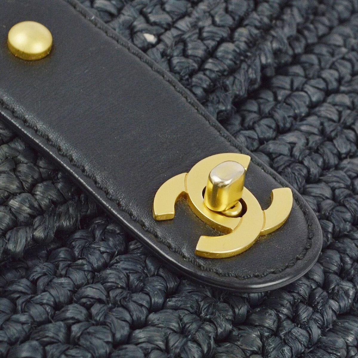Chanel 2005 - 2006 Black Straw Chain Shoulder Bag