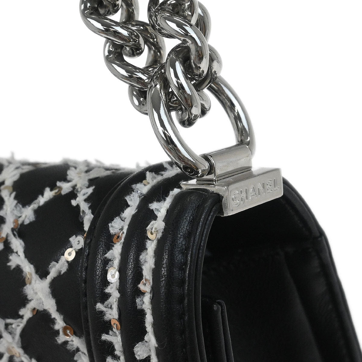Chanel Boy Chanel 2017 - 2018 Black Lambskin Sequins Medium Shoulder Bag