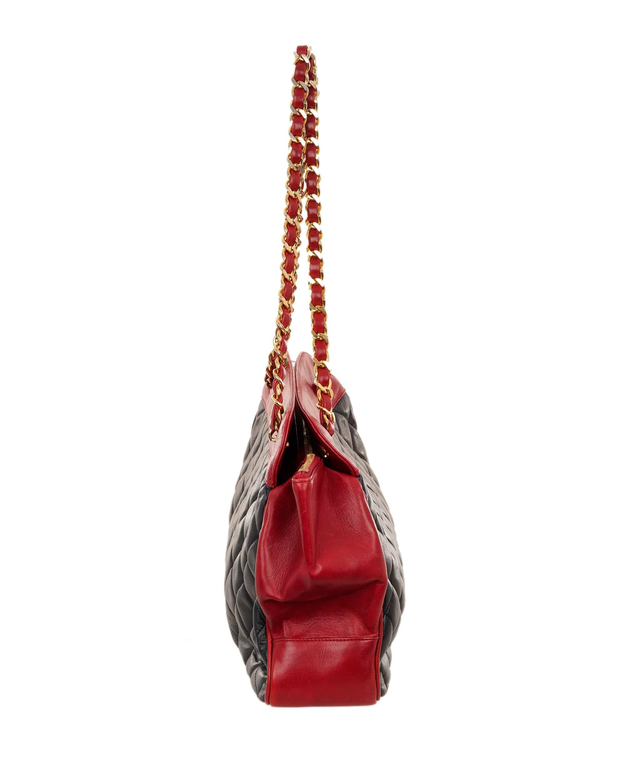 Chanel Chanel Bicolor Shoulder Bag Red/Navy - NAVY ALC4161