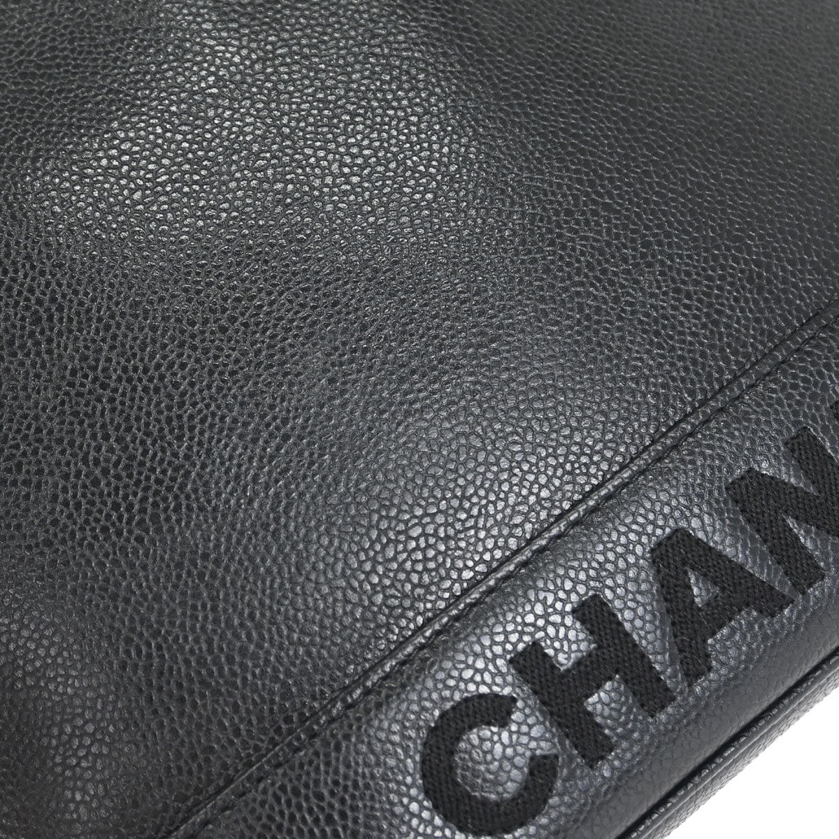 Chanel 1996 - 1997 Black Caviar Skin Shoulder Bag