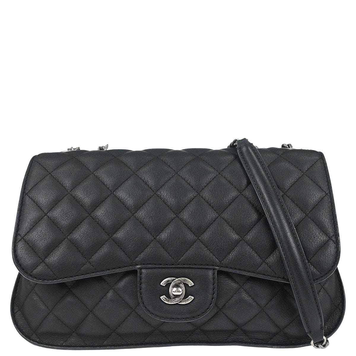 Chanel 2017 Black Calfskin Jumbo Double Flap Shoulder Bag