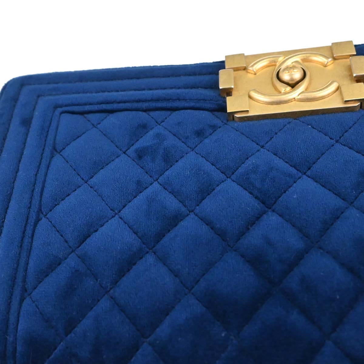 Chanel Boy Chanel 2019 Blue Velvet Medium Double Chain Shoulder Bag