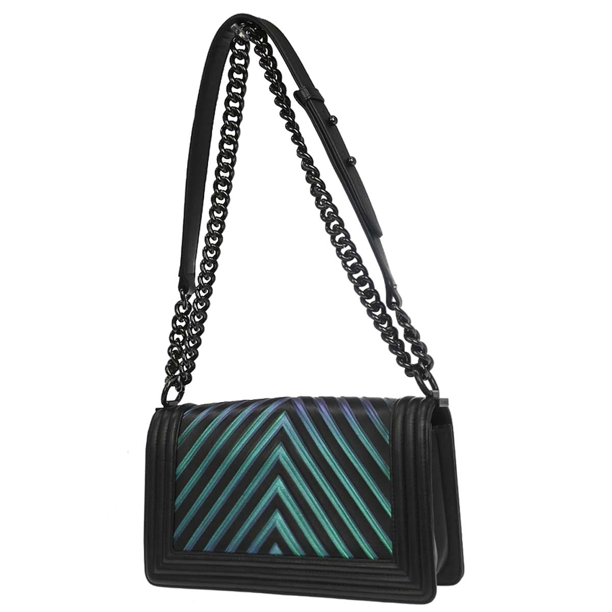 Chanel Boy Chanel 2017 - 2018 Black Calfskin Chevron Medium Shoulder Bag