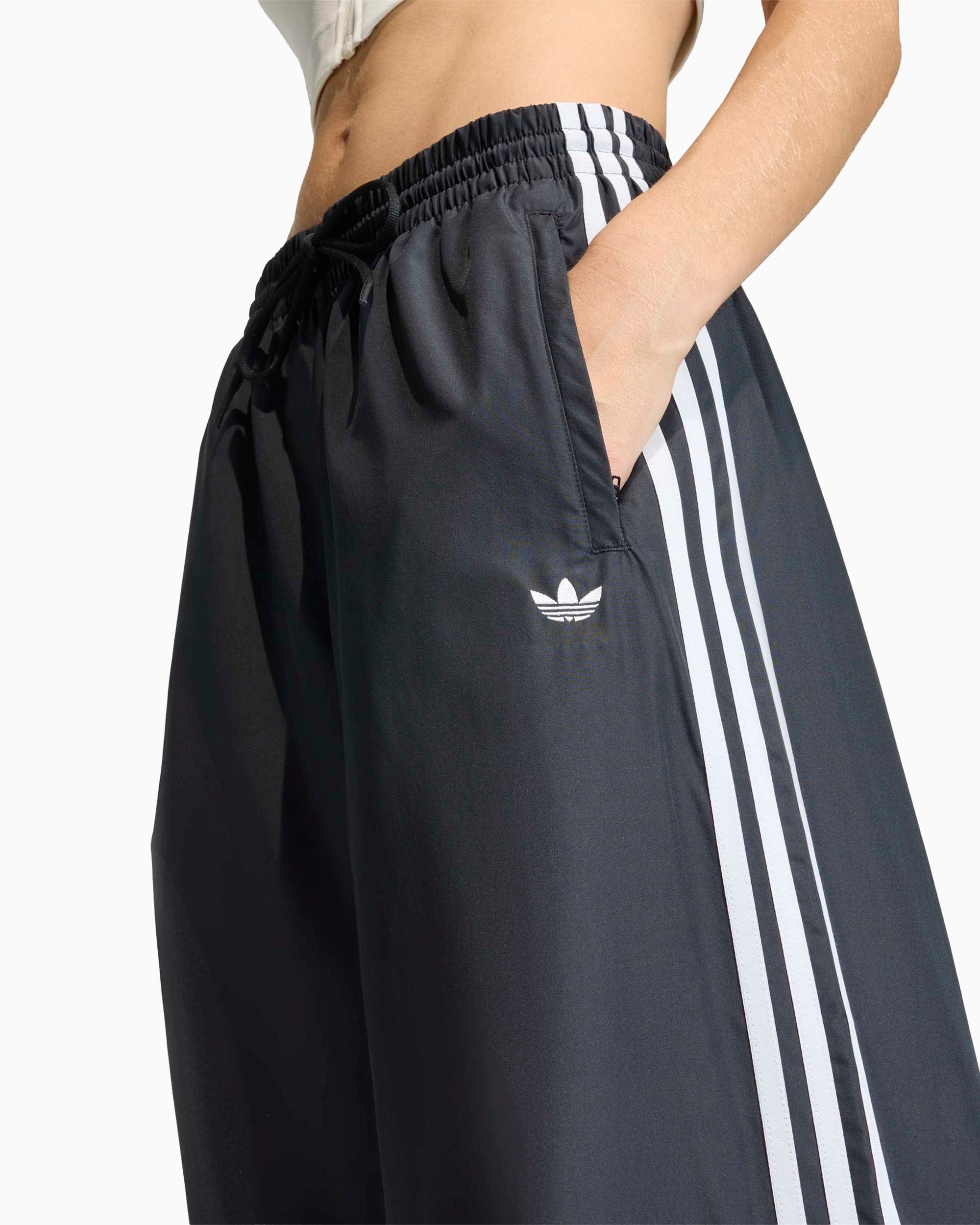 adidas Pantalones Wide Leg adidas Originals Firebird Adilenium para mujer