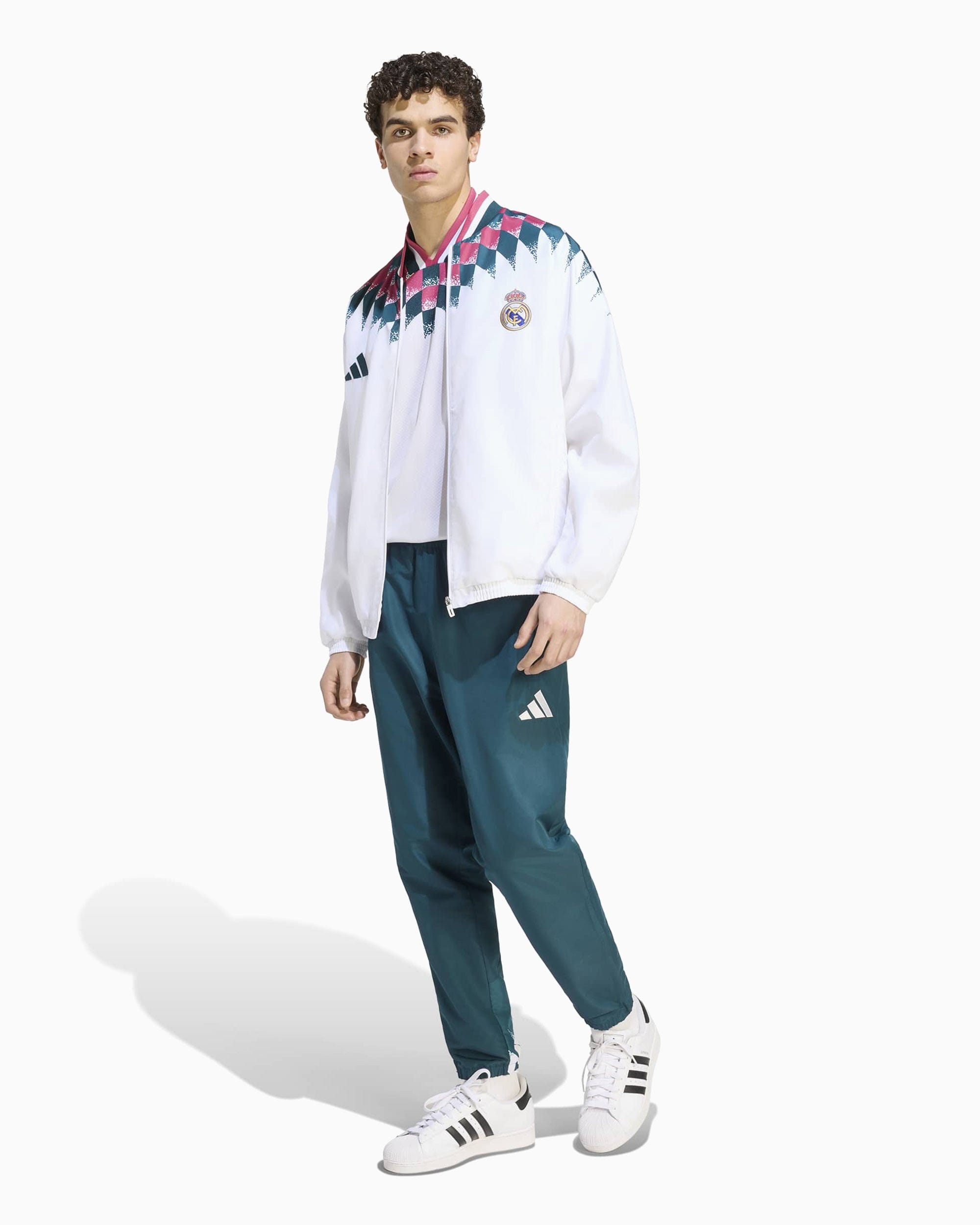 adidas Pantalones de chandal Relaxed adidas Originals Real Madrid C.F. Stadium para hombre
