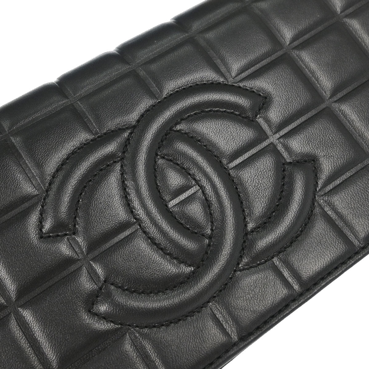 Chanel 2003 - 2004 Black Lambskin Choco Bar Shoulder Bag