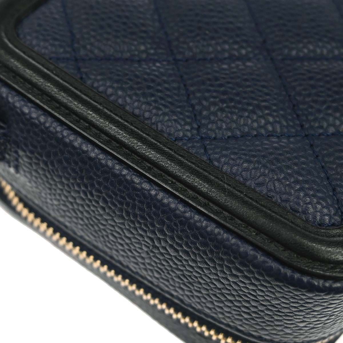 Chanel 2018 - 2019 Navy Caviar Skin Filigree Vanity Shoulder Bag