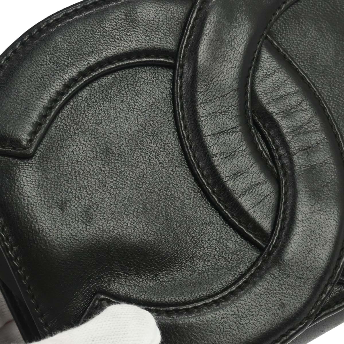 Chanel 1989 - 1991 Black Lambskin Jumbo CC Tassel Single Chain Shoulder Bag