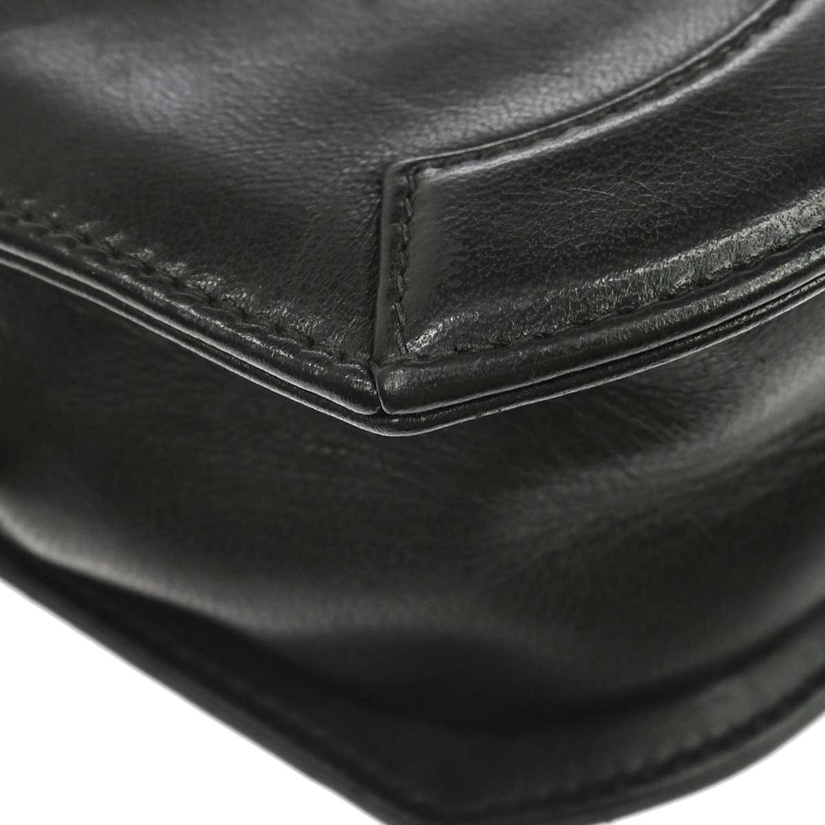 Chanel 1989 - 1991 Black Lambskin Jumbo CC Tassel Single Chain Shoulder Bag