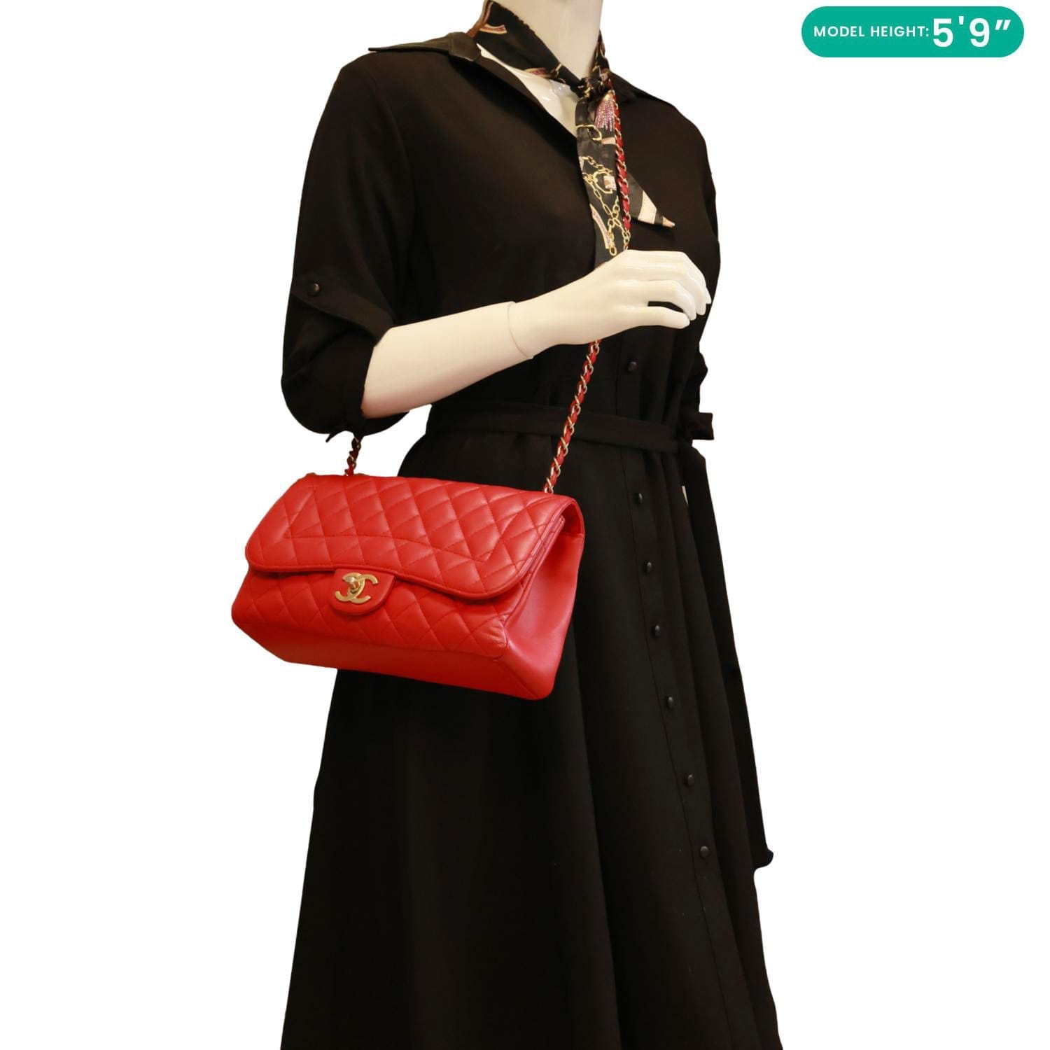 CHANEL Mademoiselle Chic Flap Medium Leather Shoulder Bag Red