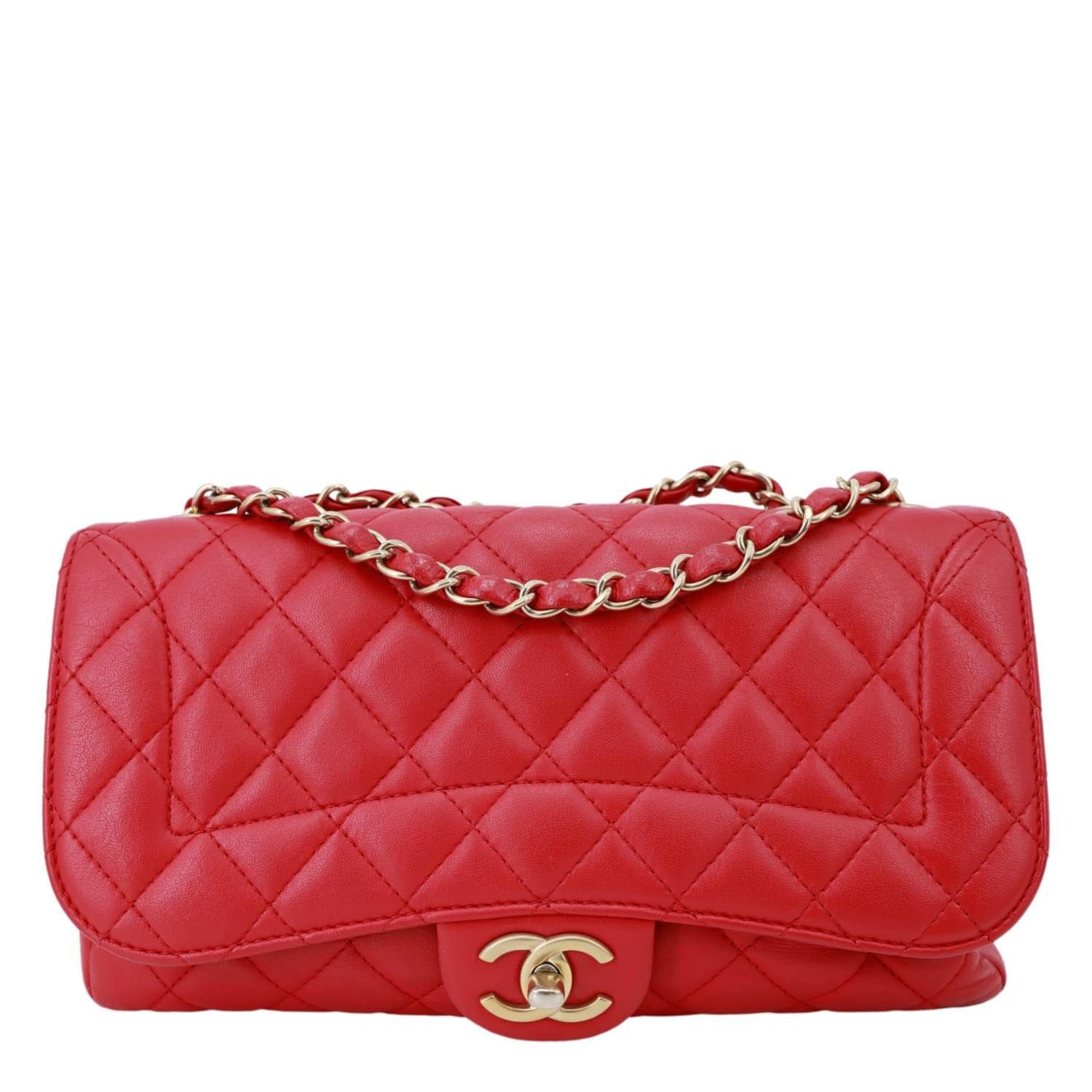 CHANEL Mademoiselle Chic Flap Medium Leather Shoulder Bag Red
