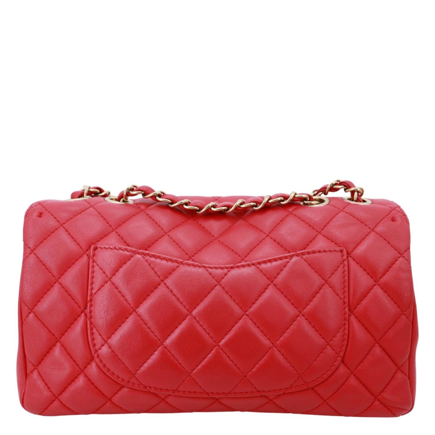CHANEL Mademoiselle Chic Flap Medium Leather Shoulder Bag Red
