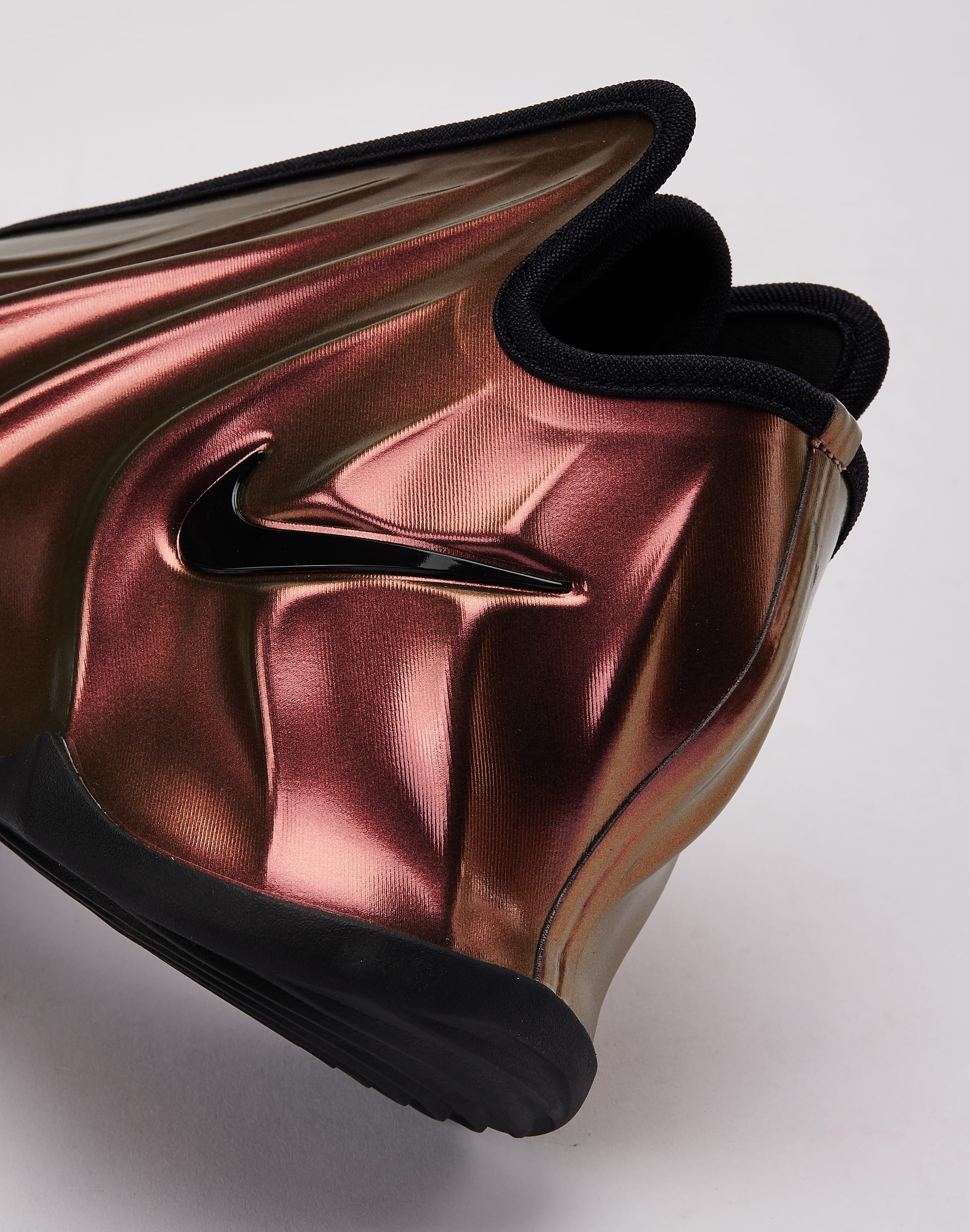 Nike G.T. Future Metallic Red Bronze