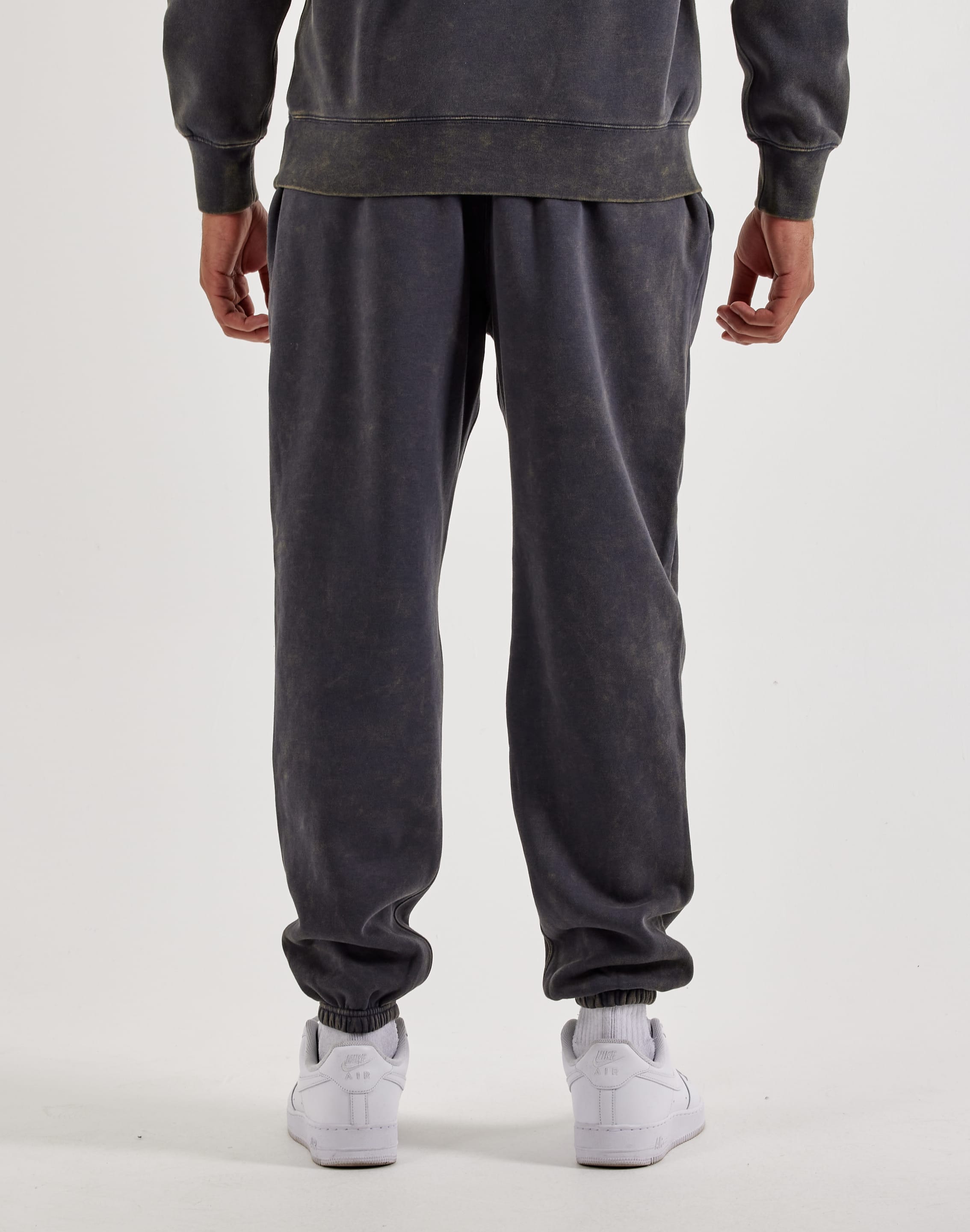 Nike Club Washed Cuffed Fleece Pants