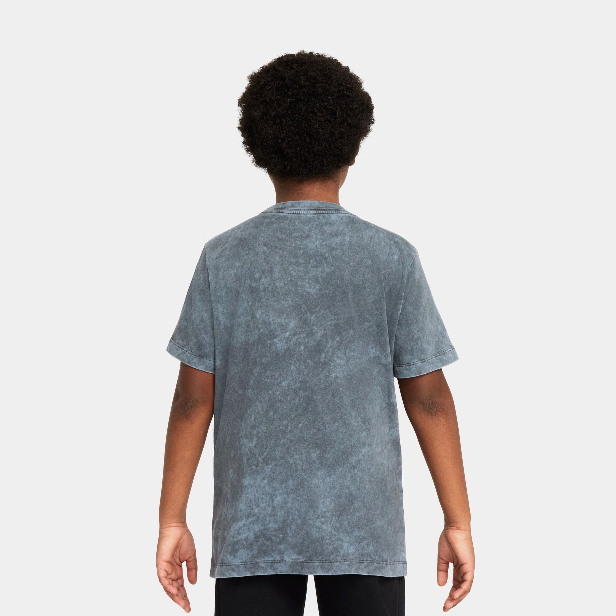 Nike NSW If You Know You Know Hero Grade School Short Sleeve Shirt (Anthracite)