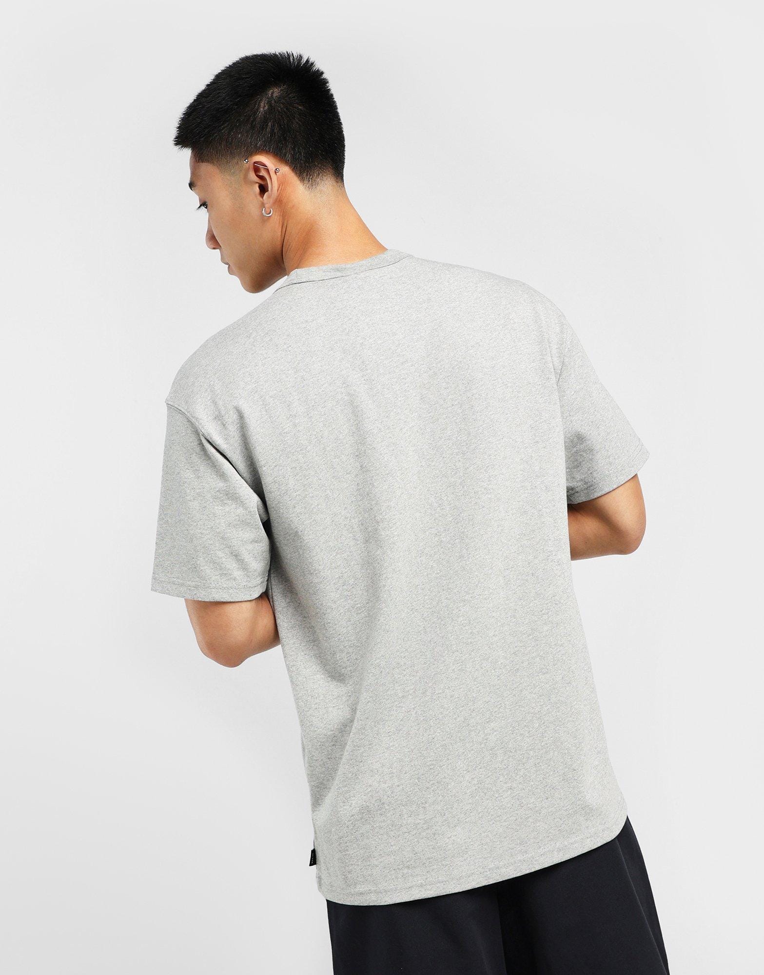 Nike Sportswear Essentials T - Shirt