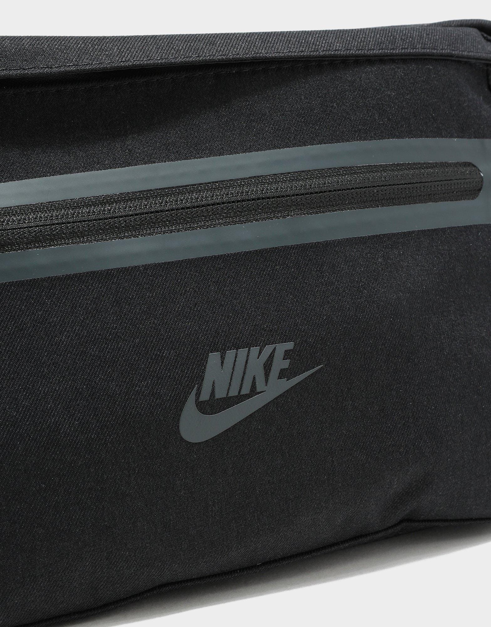 Nike Elemental Premium Fanny Pack