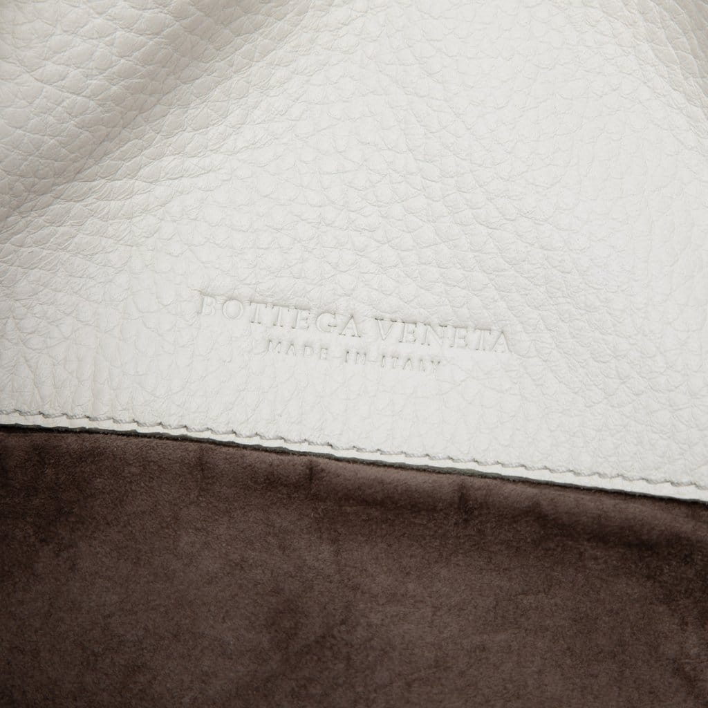 Bottega Veneta Intrecciato Trimmed Cervo Zip Around Expandable Tote