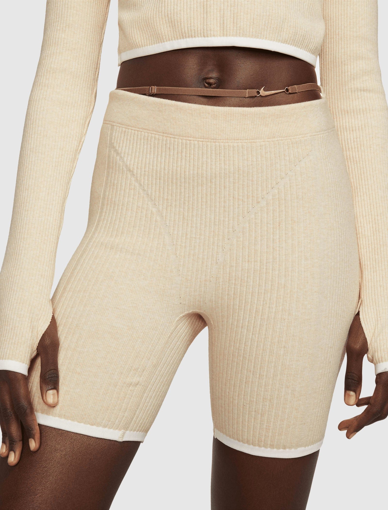 Nike WOMEN'S NRG EU TIGHT SHORT