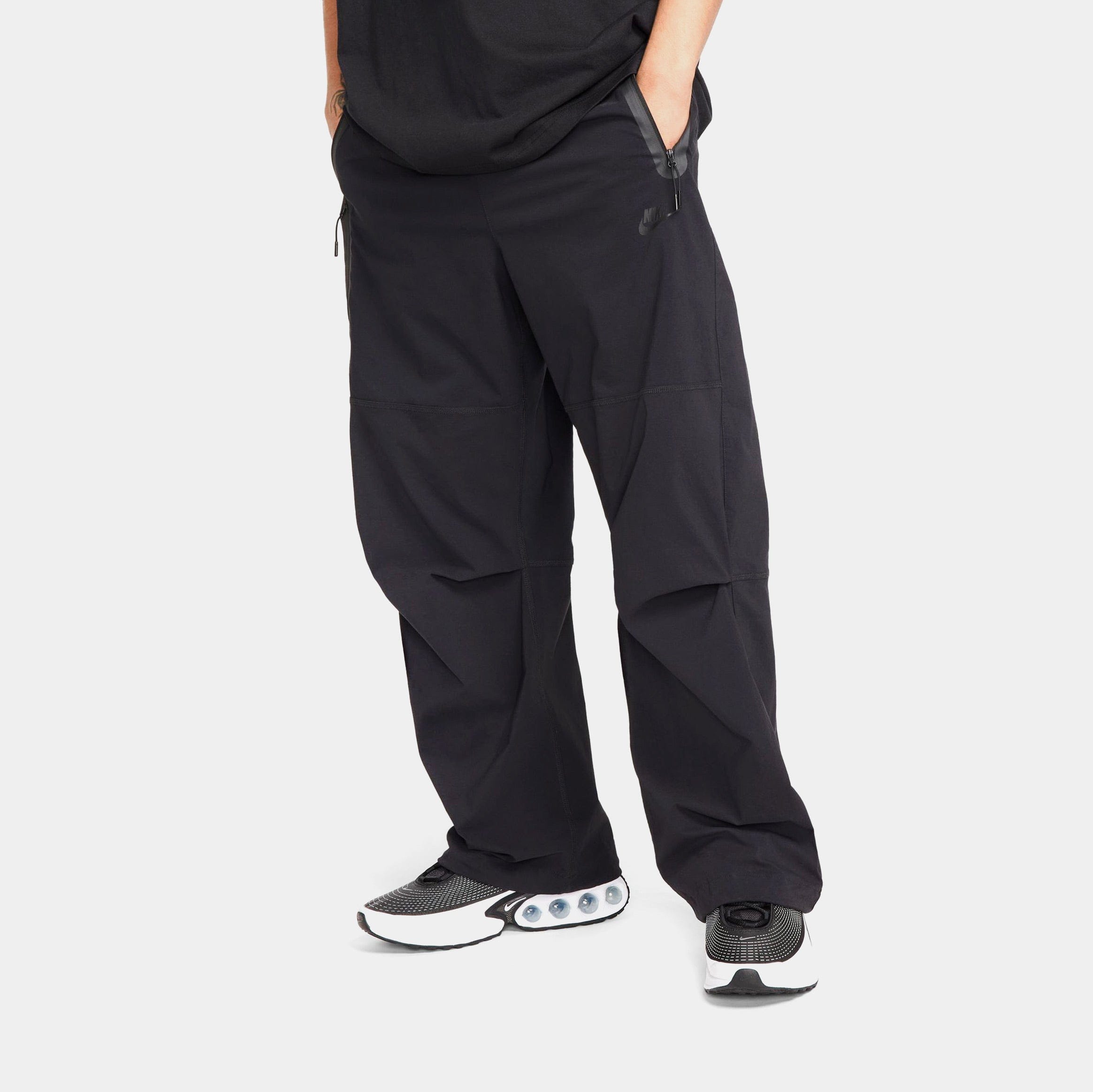 Nike NSW Tech Woven Oversized Mens Pants (Black)