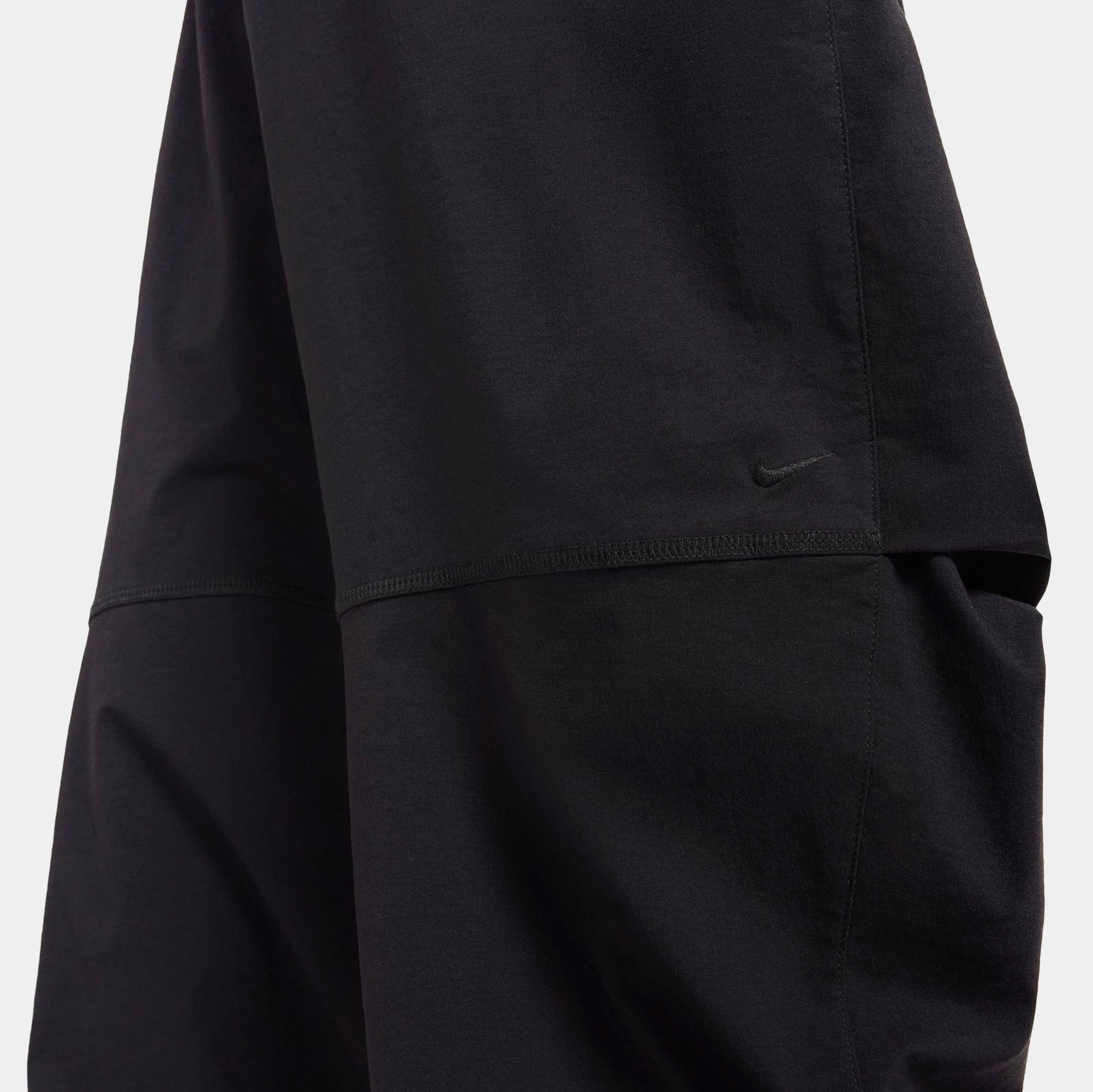 Nike NSW Tech Woven Oversized Mens Pants (Black)