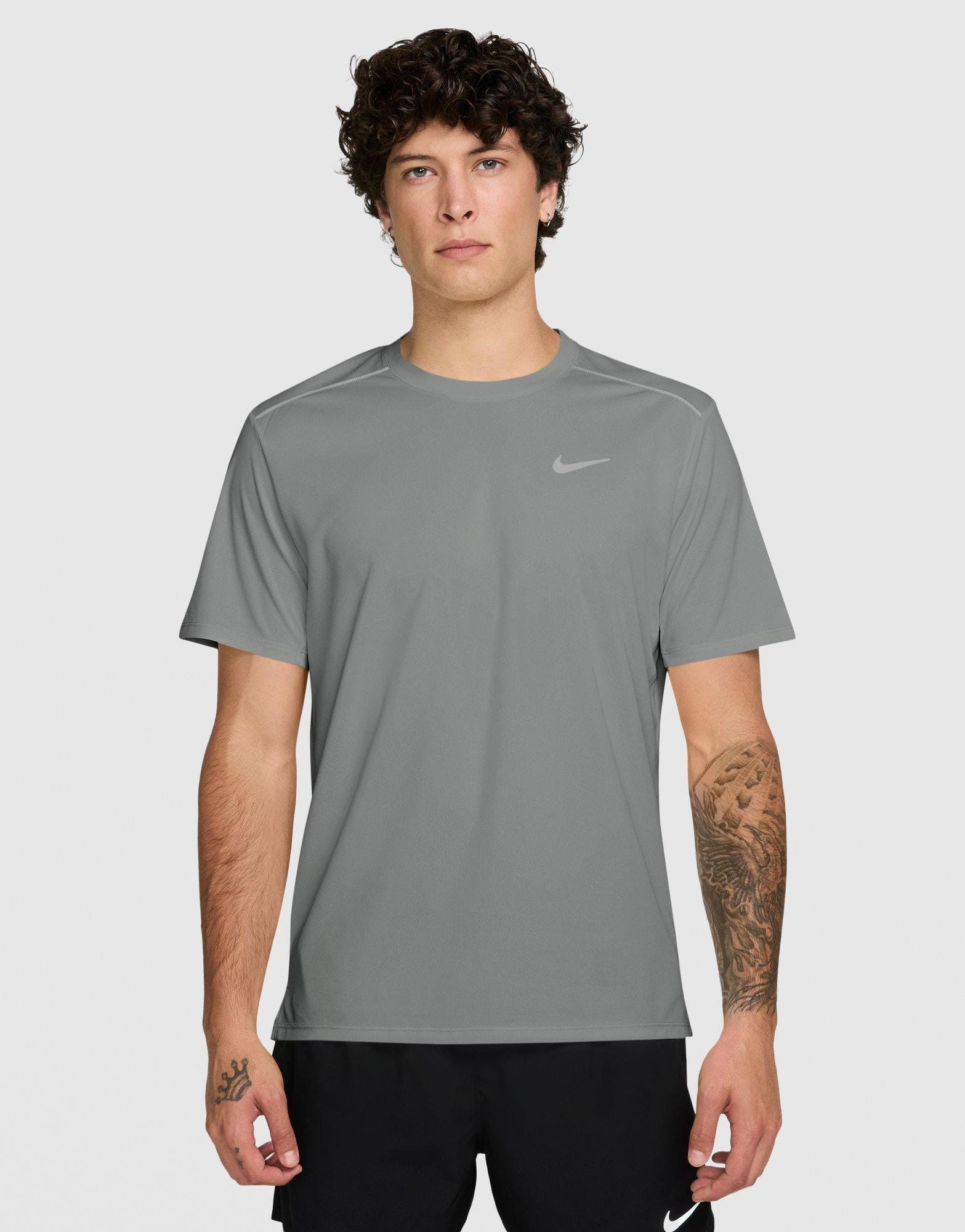Nike Miler Dri - FIT Short - Sleeve Top