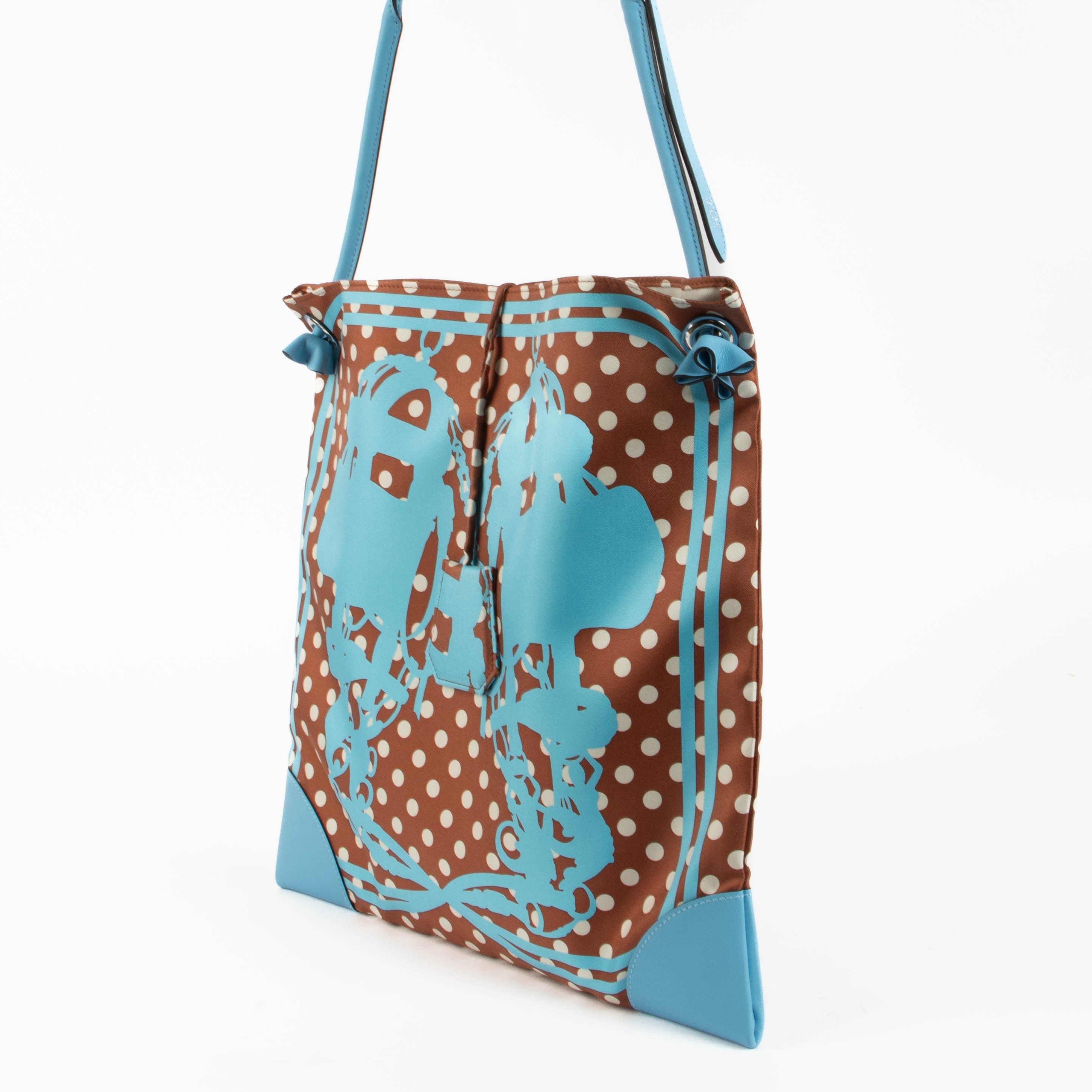Hermès Silkycity 33 Brides de Gala Celeste PHW
